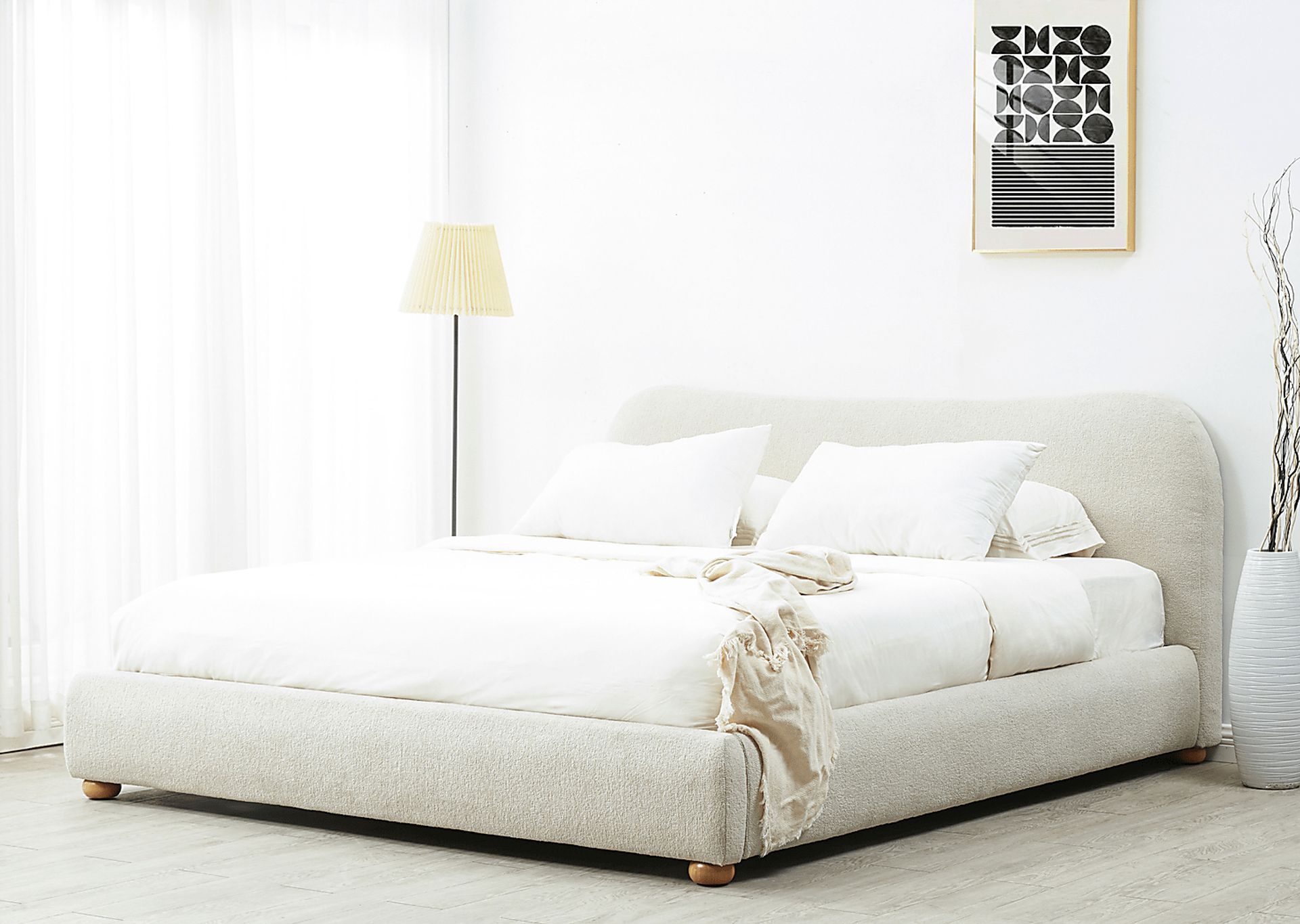 Nikket Taupe King Bed - Image 2