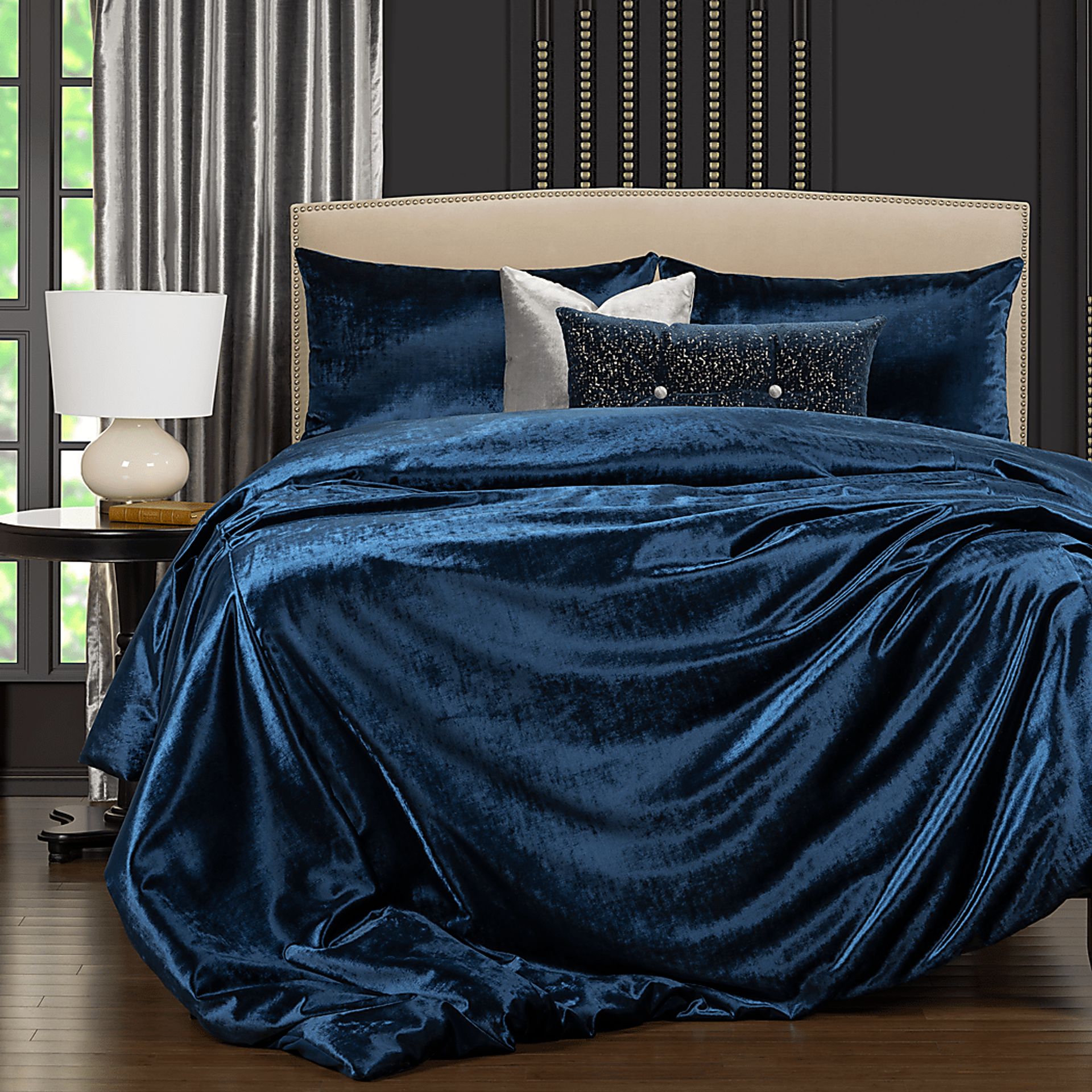 Nimue Blue 6pc Queen Duvet Cover Set - Image 2