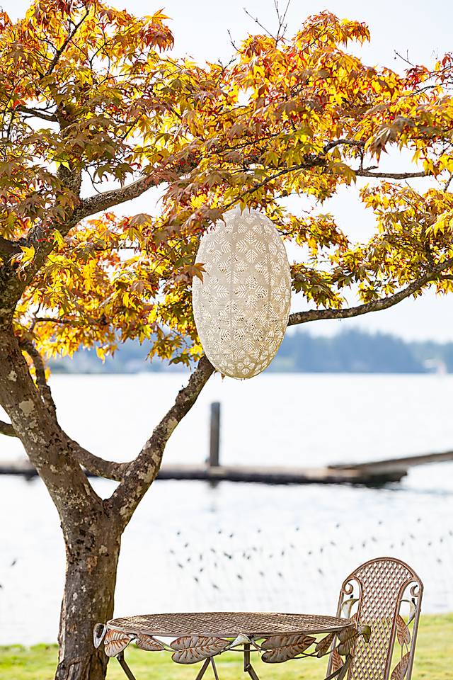 Niylha Moor Outdoor White Lantern - Thumbnail - Image 9