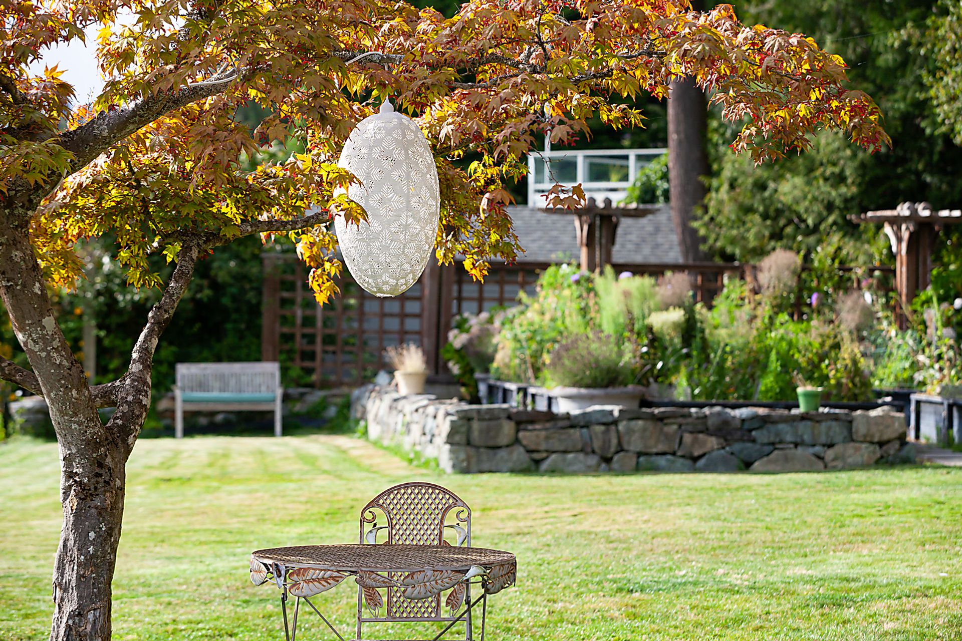 Niylha Moor Outdoor White Lantern - Image 3