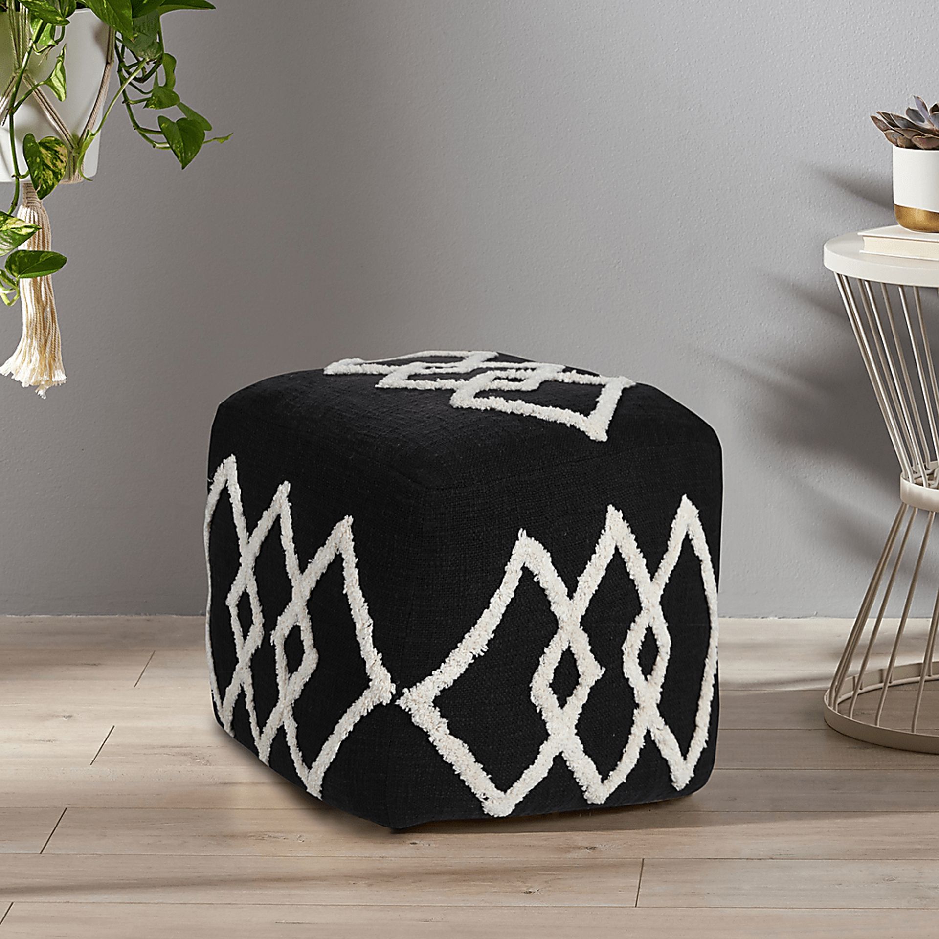 Njalia Black Pouf - Image 3