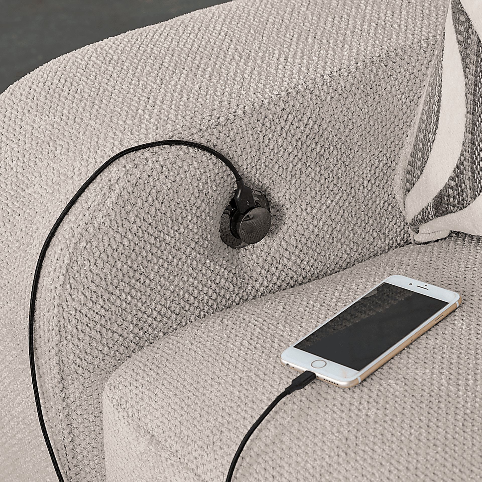 Nob Hill Beige Chair - Image 3