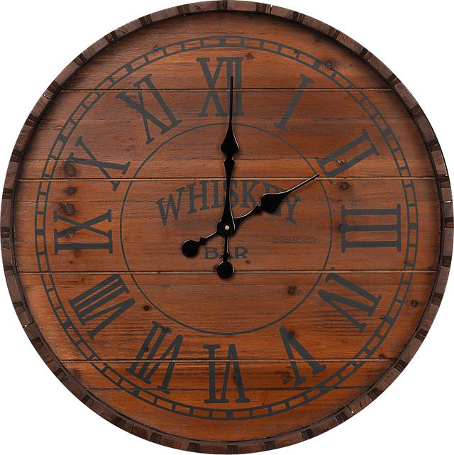 Noelfolk Brown Clock - Thumbnail - Image 1