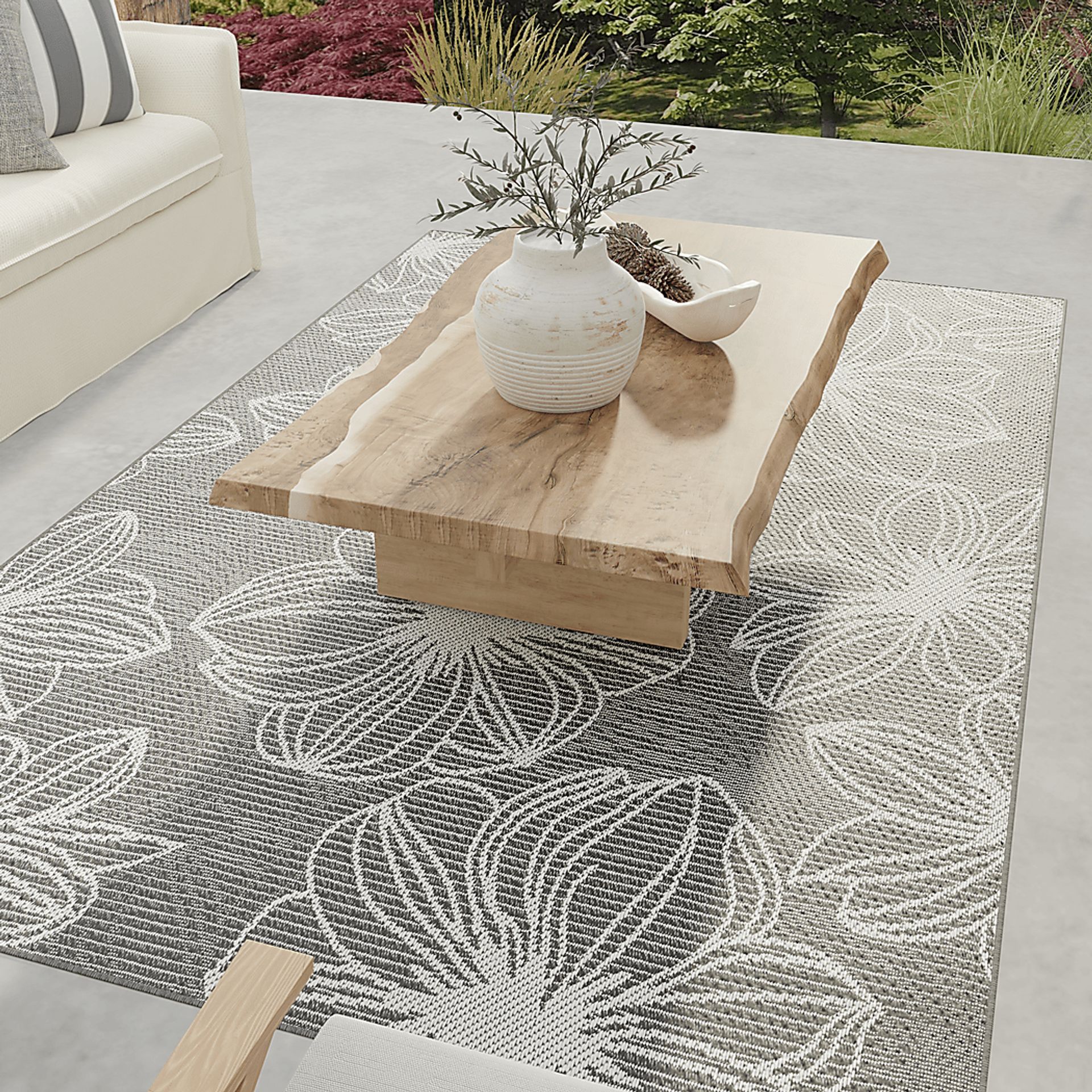 Noha Gray 5'3 x 7' Indoor/Outdoor Rug - Image 3