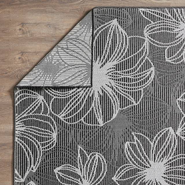 Noha Gray 5'3 x 7' Indoor/Outdoor Rug - Thumbnail - Image 7