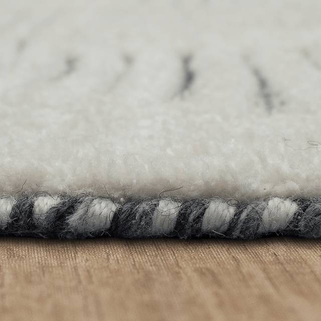 Nolensville White 6' x 9' Rug - Thumbnail - Image 8