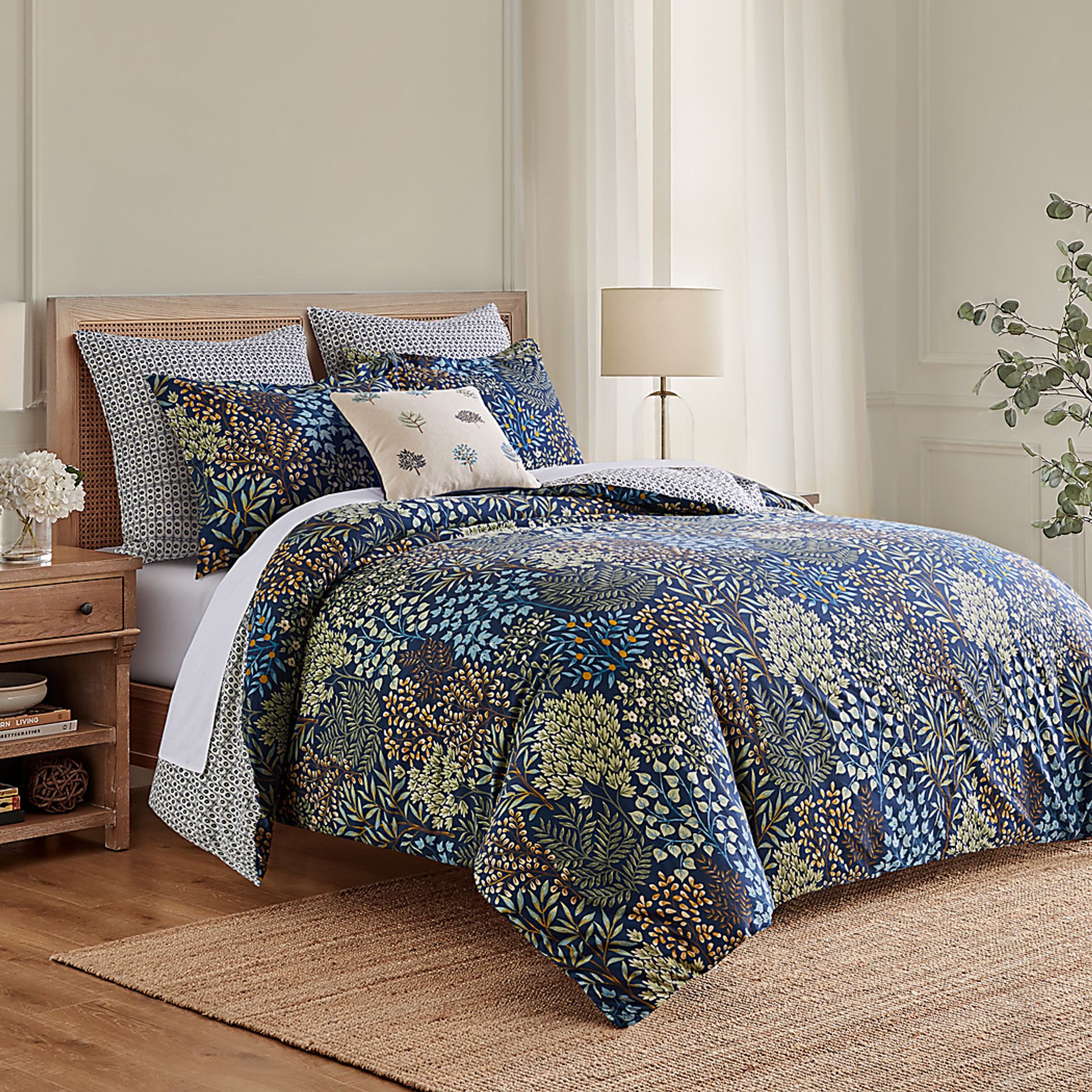 Nomalu Navy 2 Pc Twin/Twin XL Comforter Set - Image 3