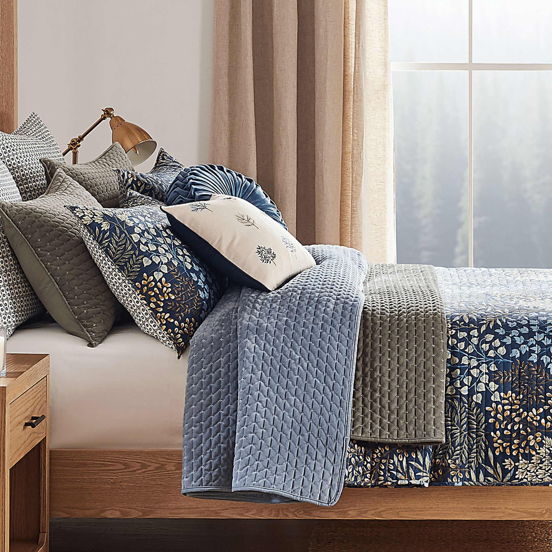 Nomalu Navy 3 Pc Full/Queen Quilt Set - Image 5