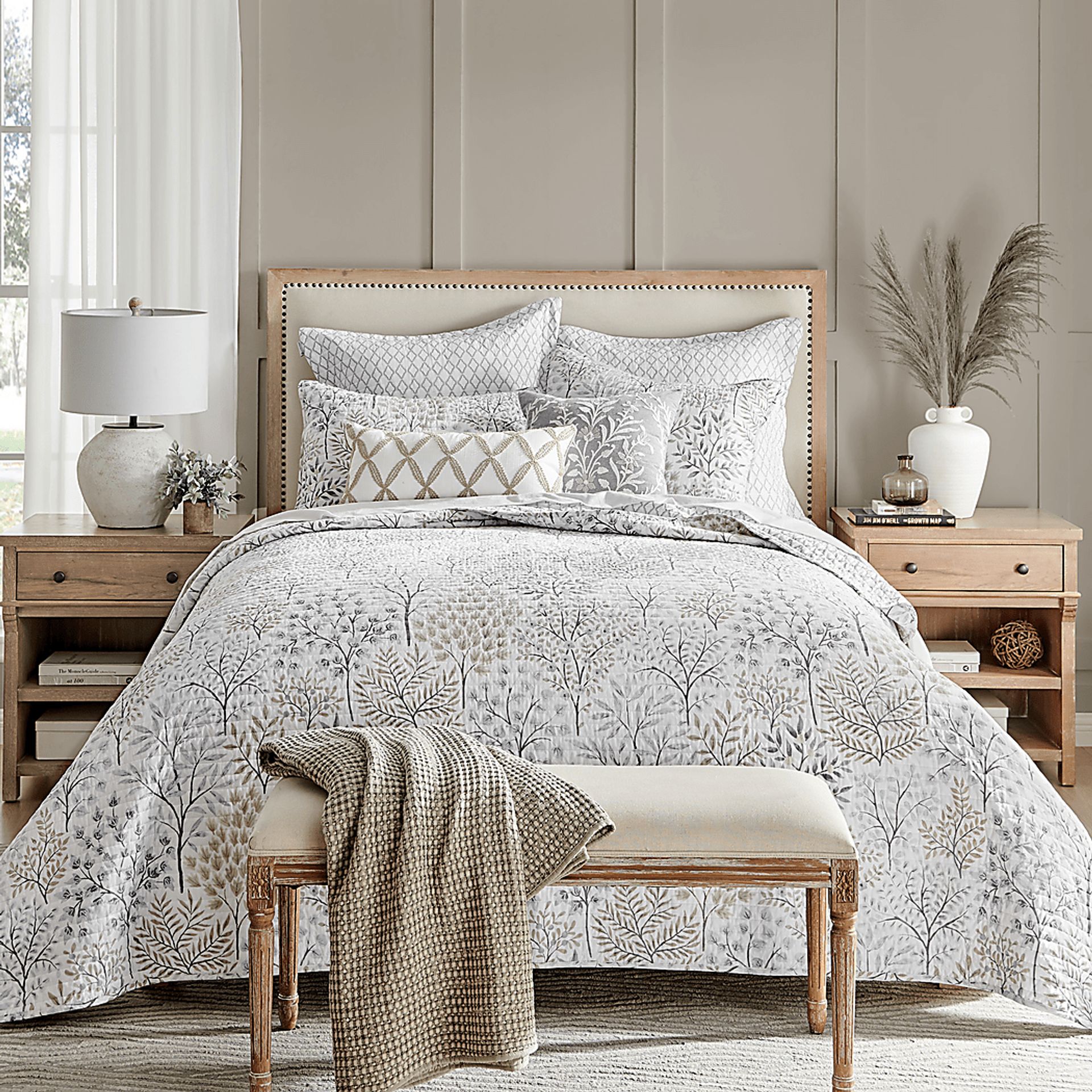 Nomalu White 2 Pc Twin/Twin XL Quilt Set - Image 2