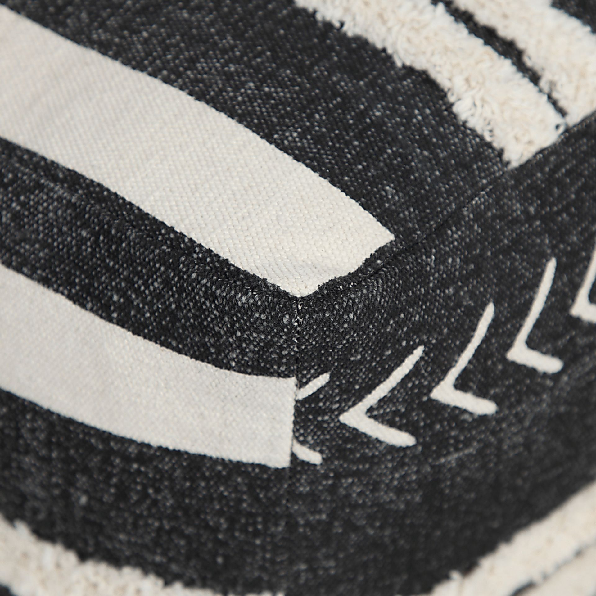 Norasen I Black Pouf - Image 9