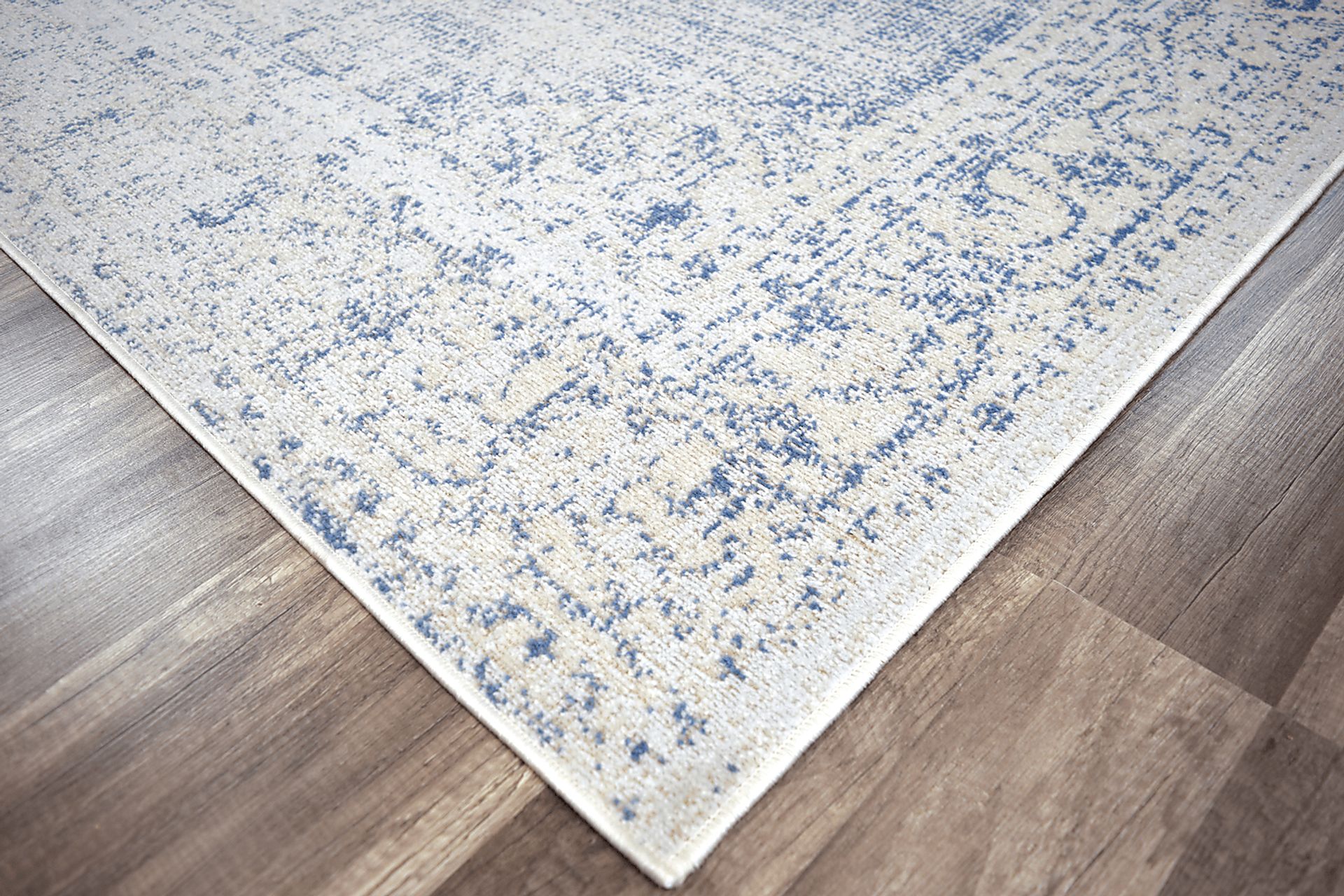 CosmoLiving By Cosmopolitan Noria Light Blue 8' x 10' Rug - Image 4