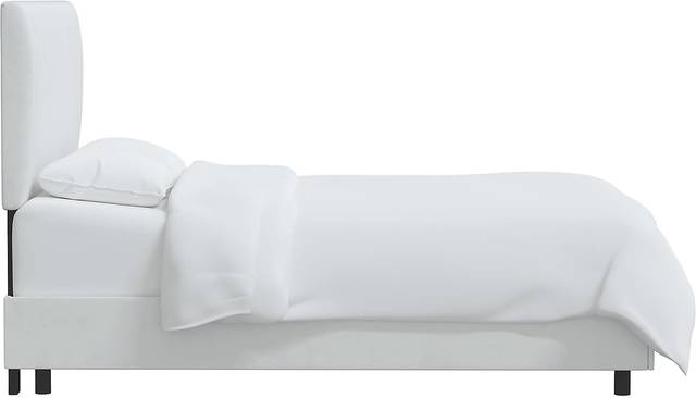 Norlana White California King Bed - Thumbnail - Image 3