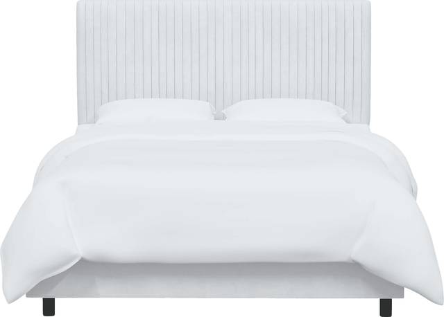Norlana White California King Bed - Thumbnail - Image 1