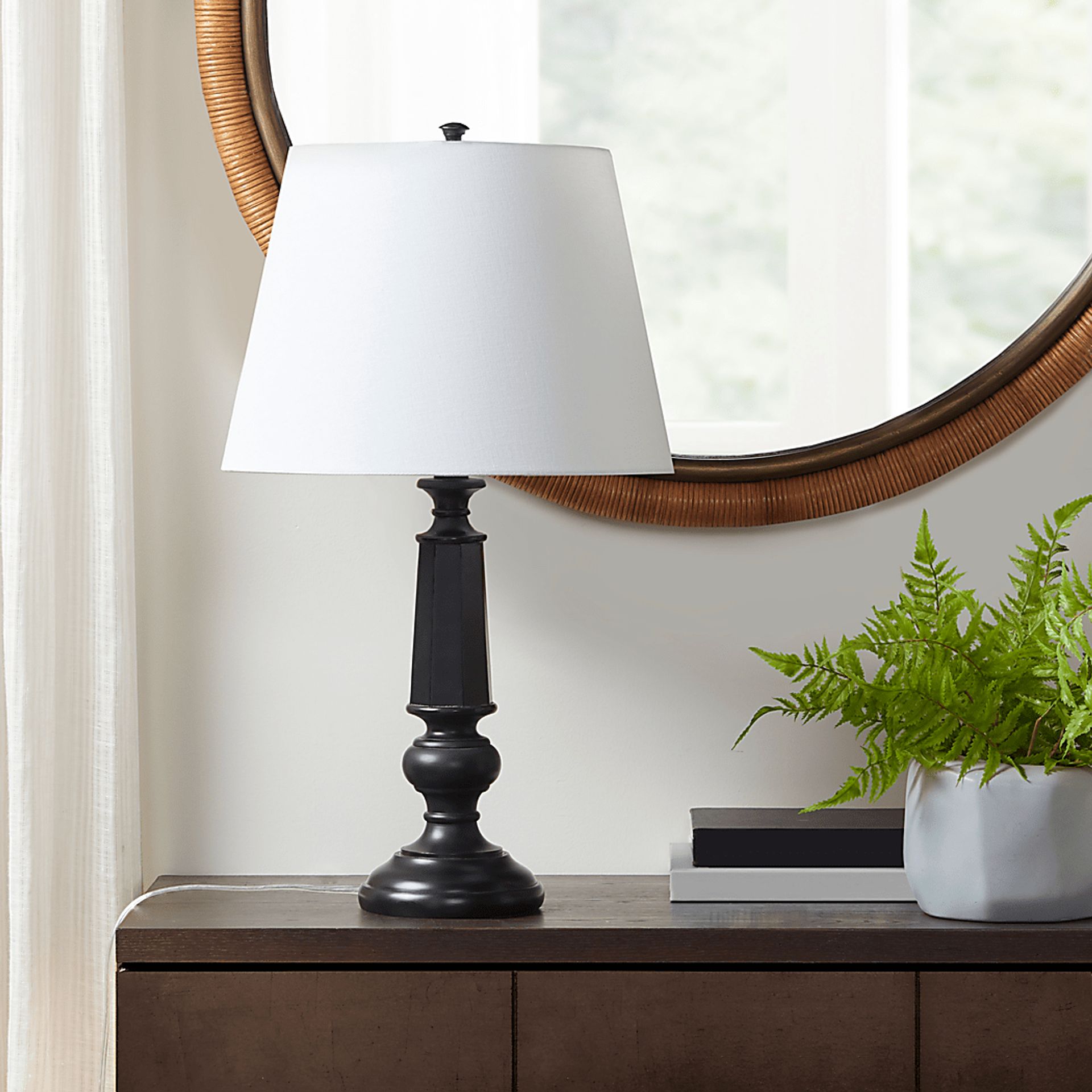 Normandy Estates Black Lamp - Image 2