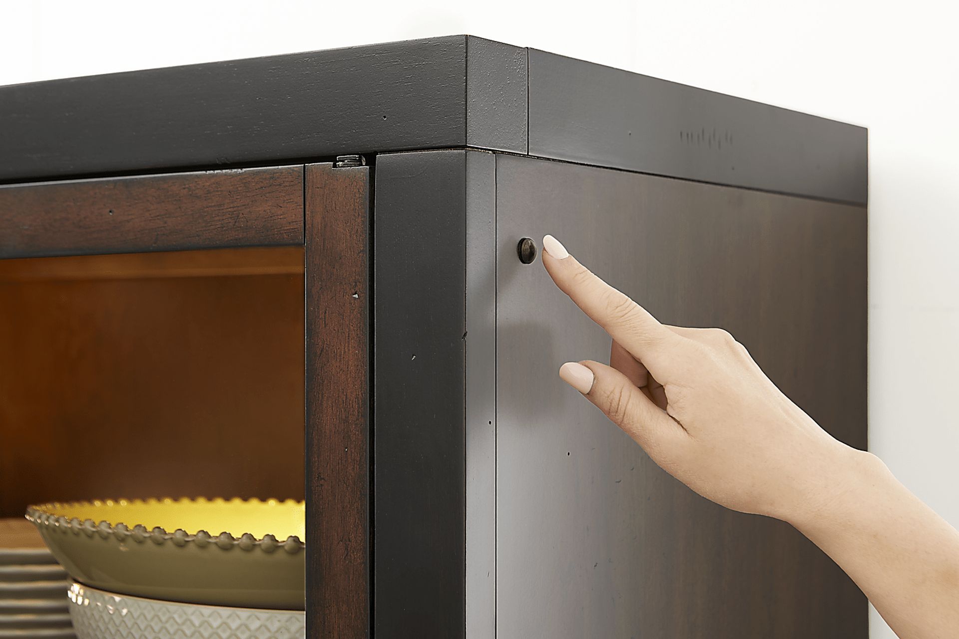 Northbrook Brown Cherry Finish Curio - Image 5