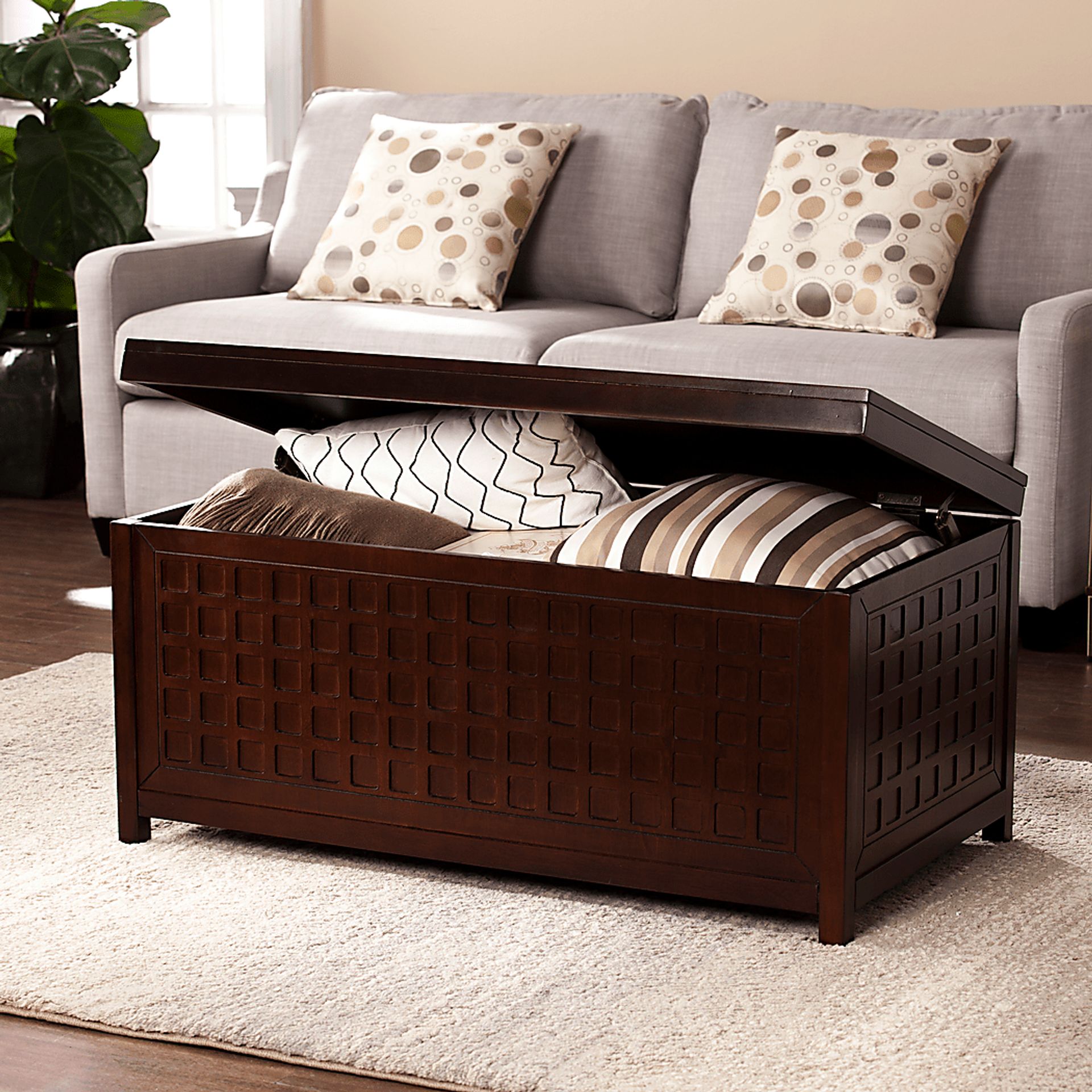 Norvell Espresso Trunk Cocktail Table - Image 4