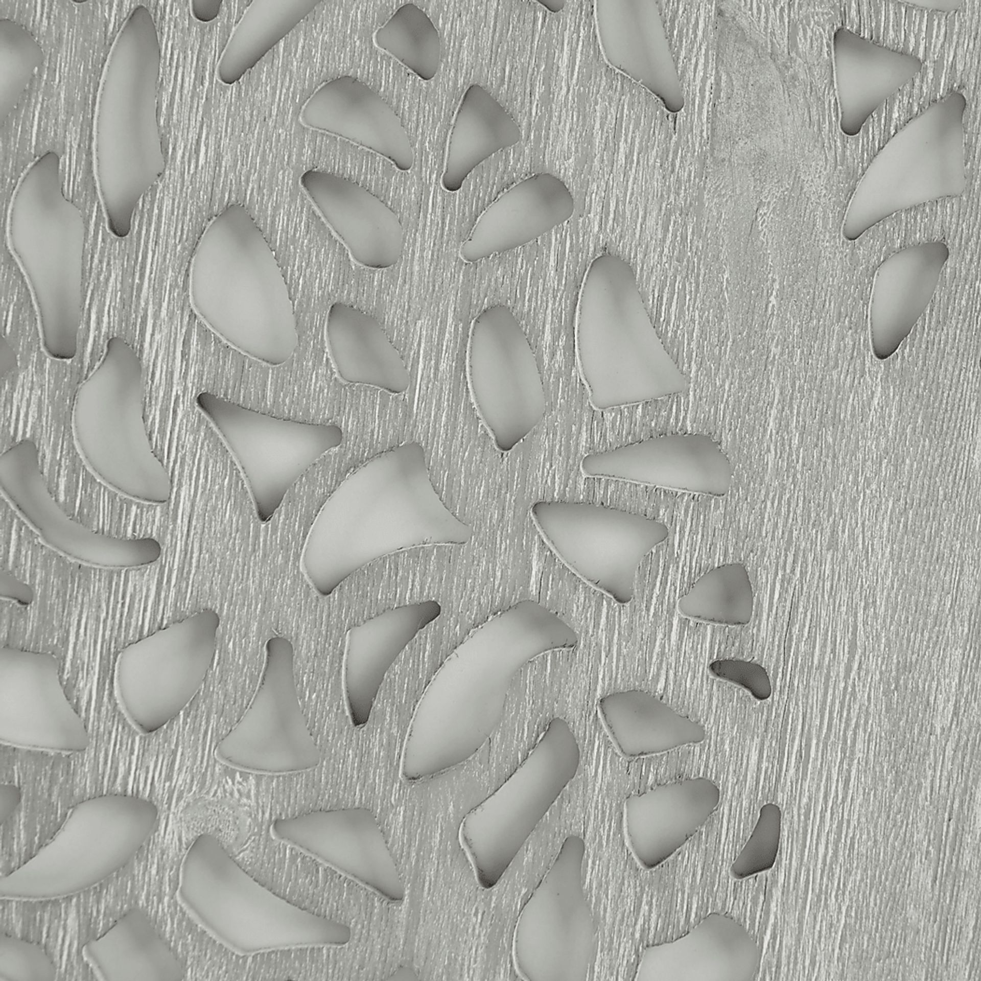 Novaway Gray Wall Decor - Image 6