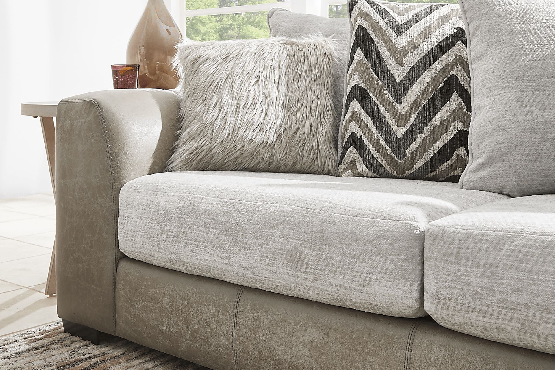 Novelia Beige 3 Pc Sectional Living Room - Image 4