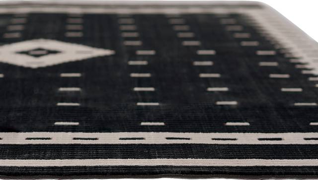 Novo Black 3'11 x 5'7 Rug - Thumbnail - Image 12