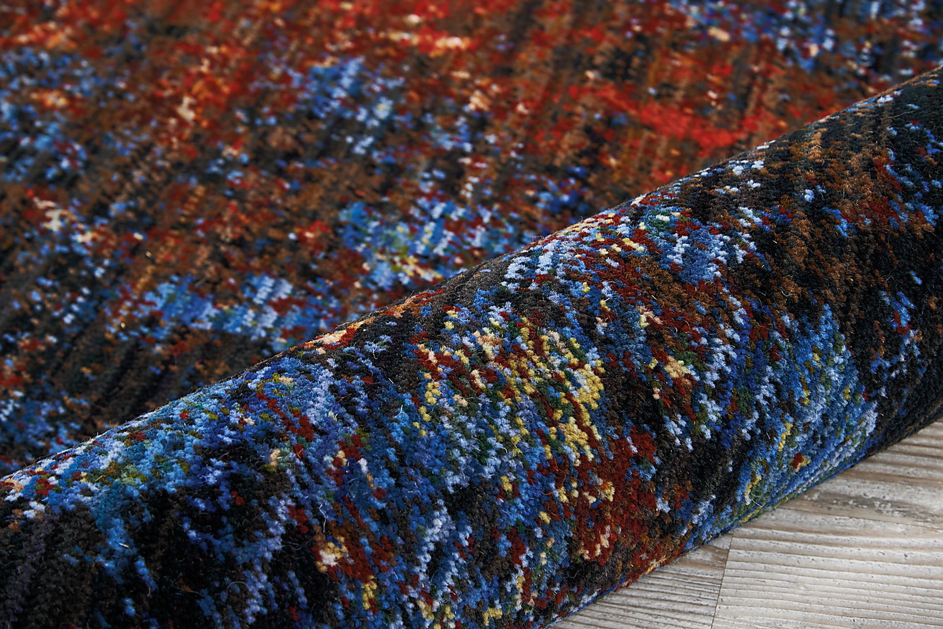 Nureen Red 7'9 x 9'9 Rug - Image 3