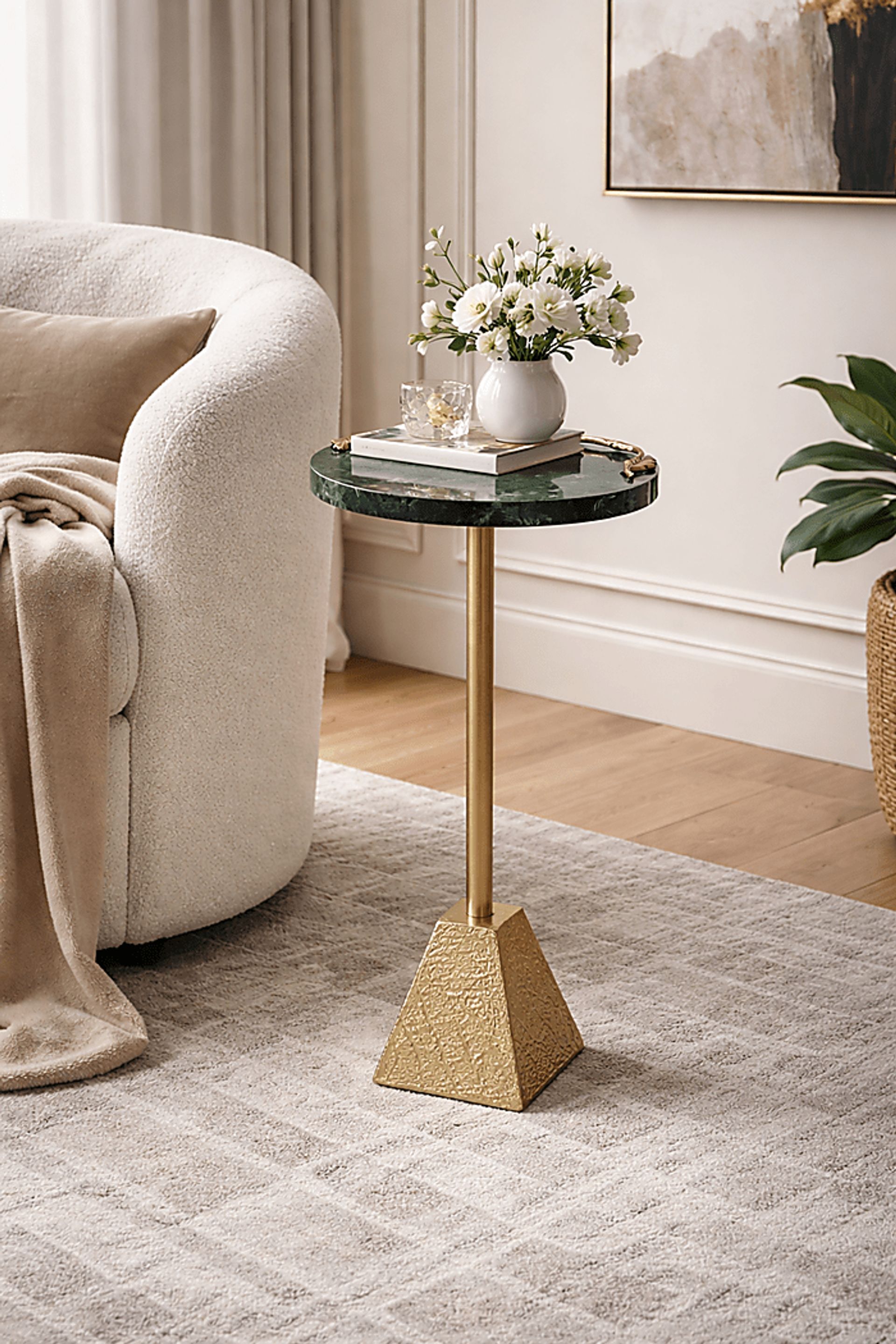 Nyexi Gold/Green Accent Table - Image 3