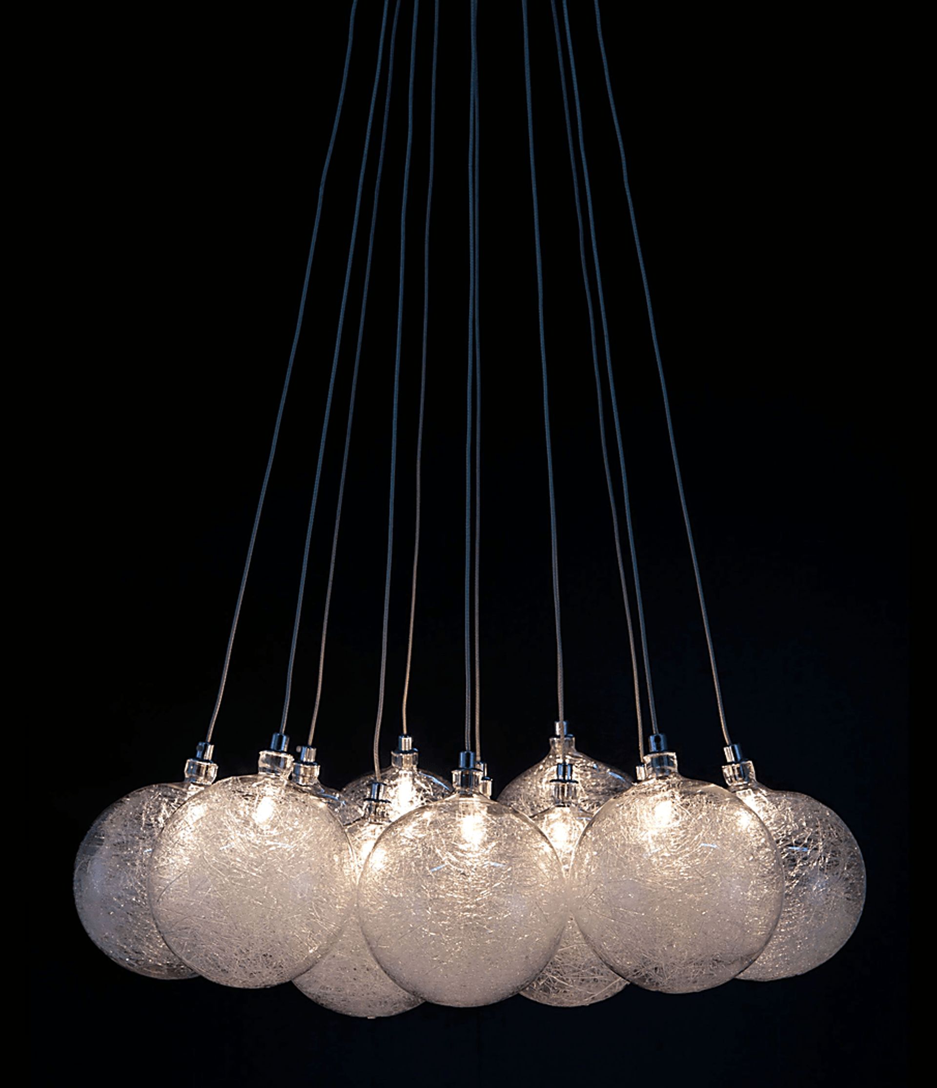 Oak Rim Lane Clear Chandelier - Image 2