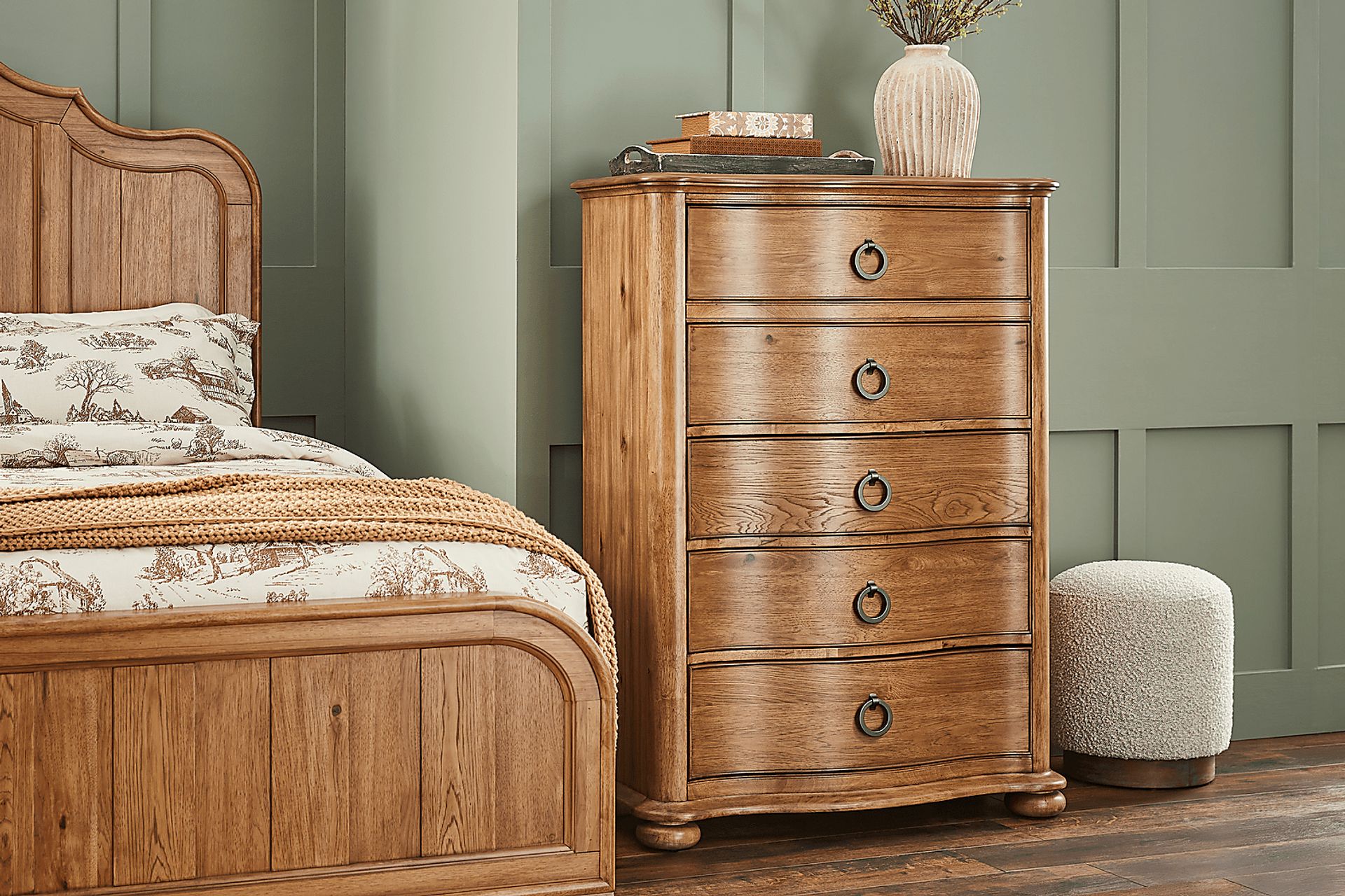 Oaklin Ridge Brown Chest - Image 3