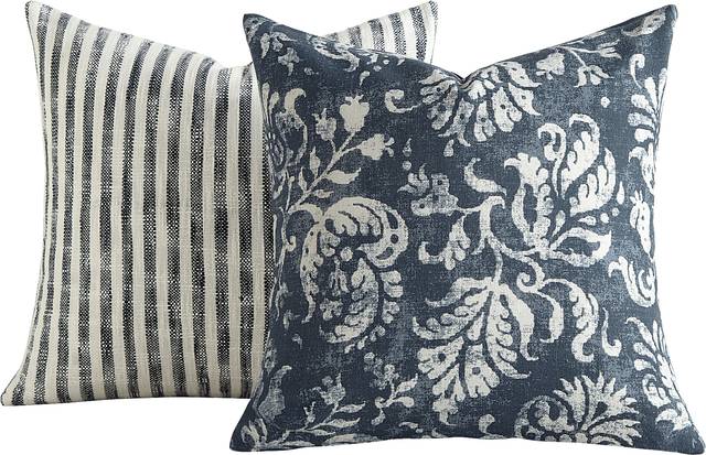 Oakoms Navy Accent Pillow Set of 2 - Thumbnail - Image 1