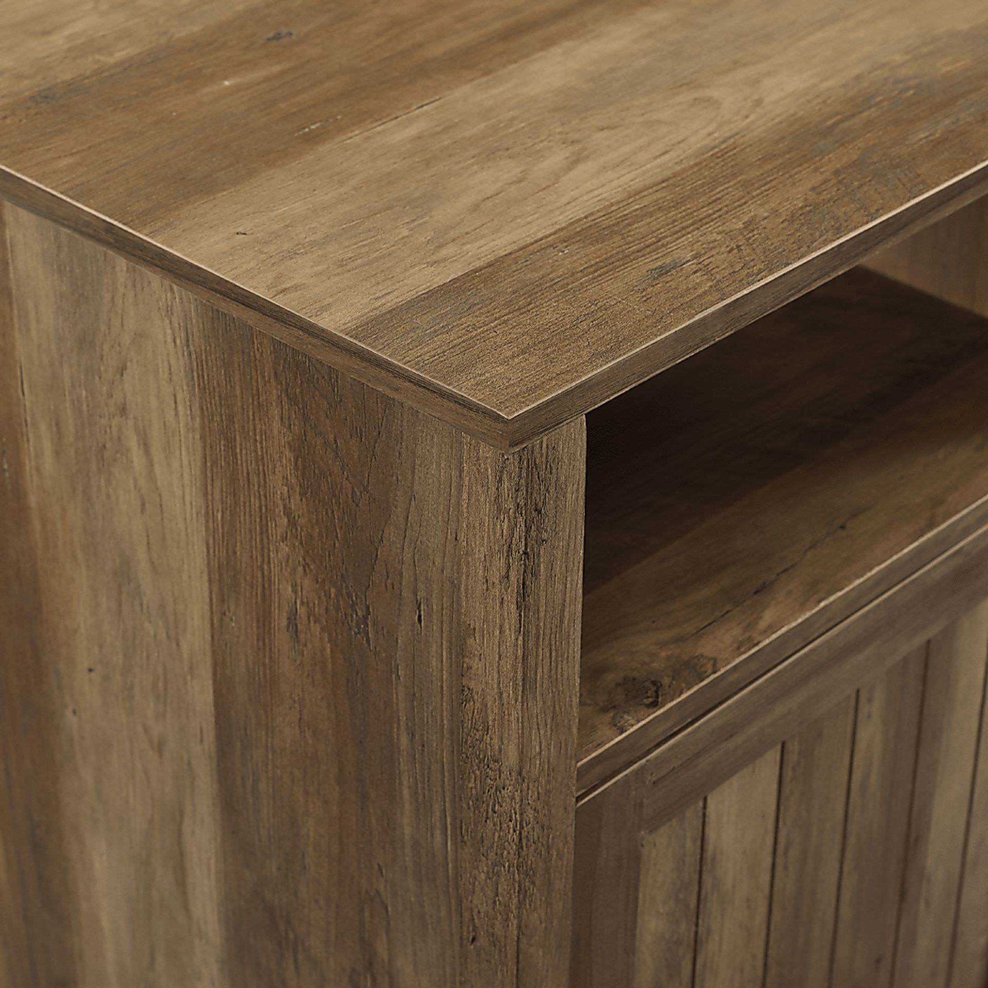 Oaks Circle Brown End Table - Image 4