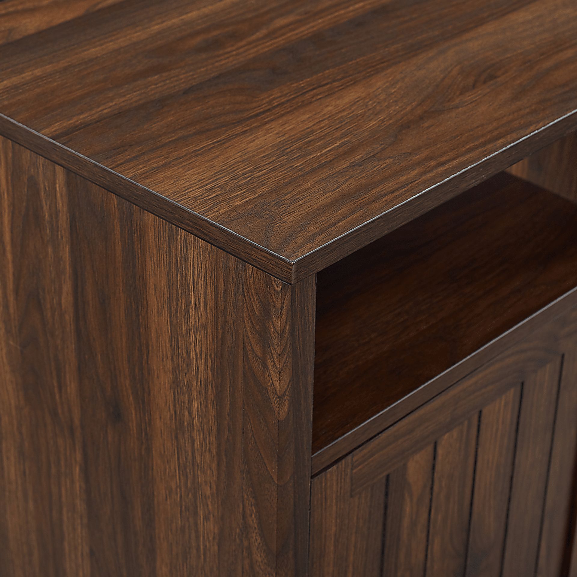 Oaks Circle Dark Brown End Table - Image 4