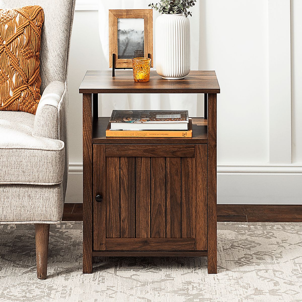 Oaks Circle Dark Brown Wood End Table | Rooms to Go