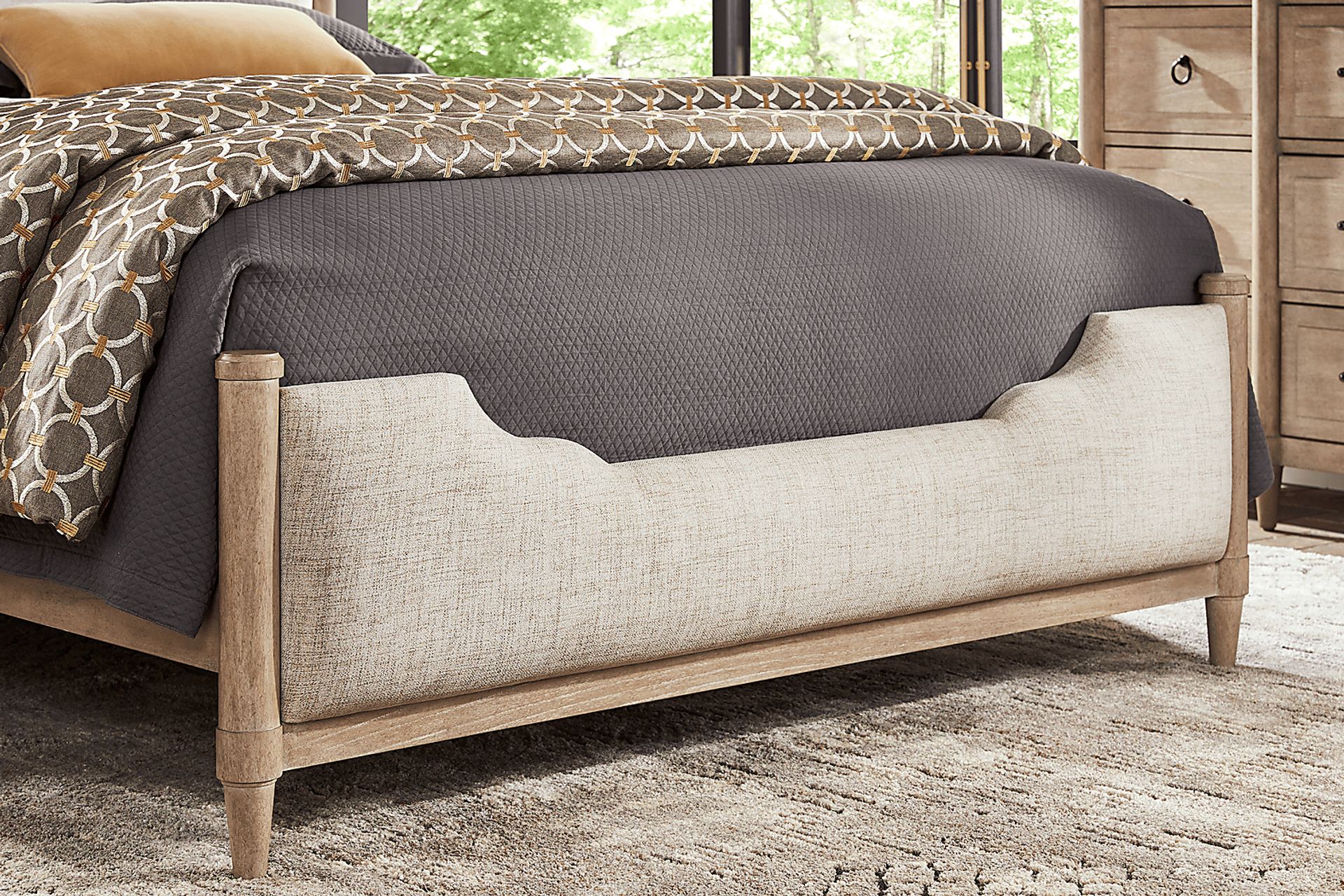 Oakwood Terrace Tan 5 Pc King Upholstered Bedroom - Image 4