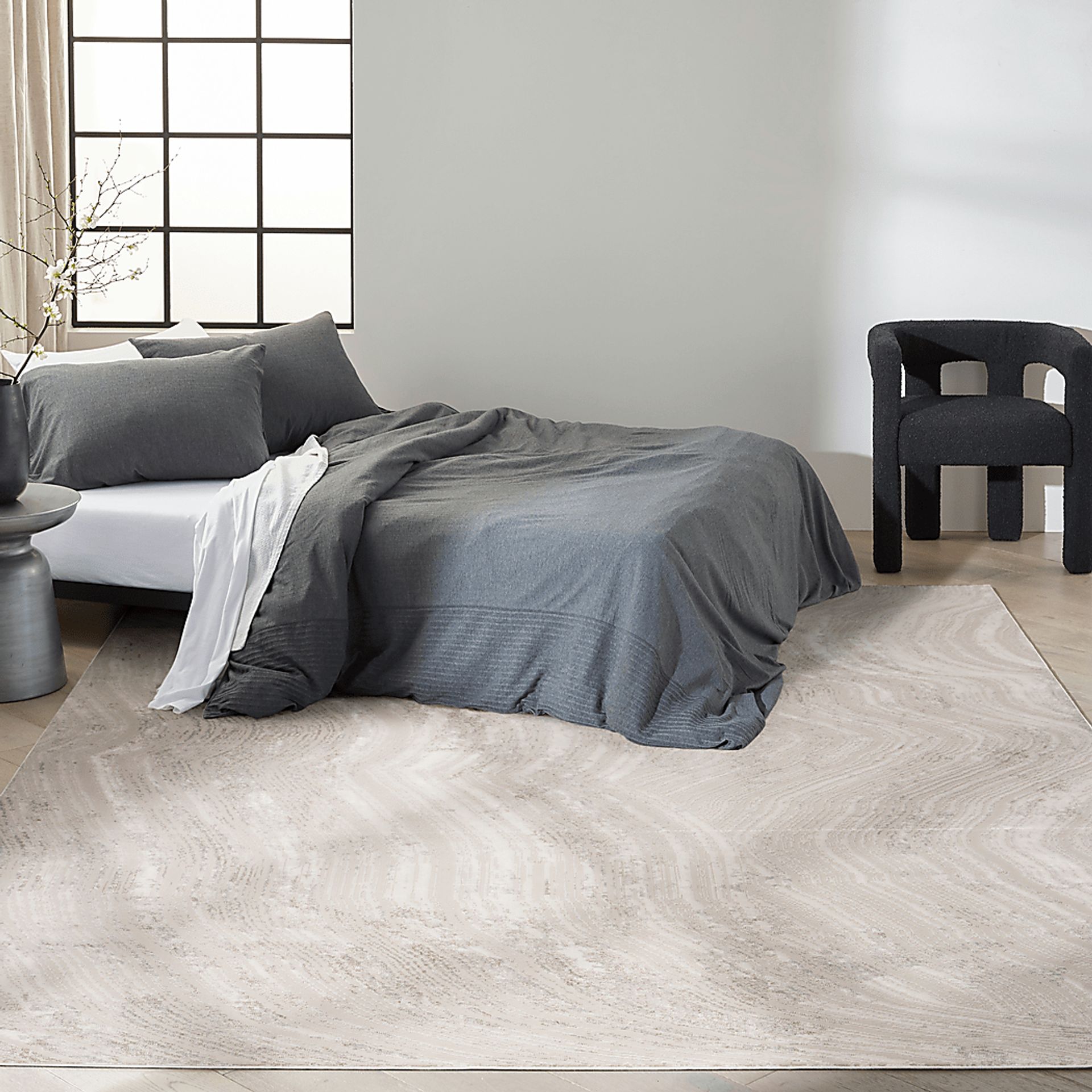 Oatley Silver 5'3" x 7'3" Rug - Image 6