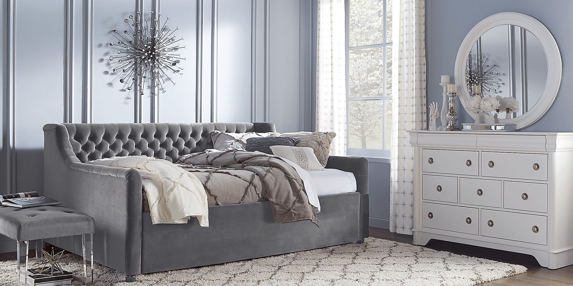 Kids Oberon White 5 Pc Twin Bedroom with Charcoal Daybed - Image 1