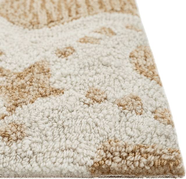 Ocean Gem Taupe 7'6 x 9'6 Indoor/Outdoor Rug - Thumbnail - Image 7