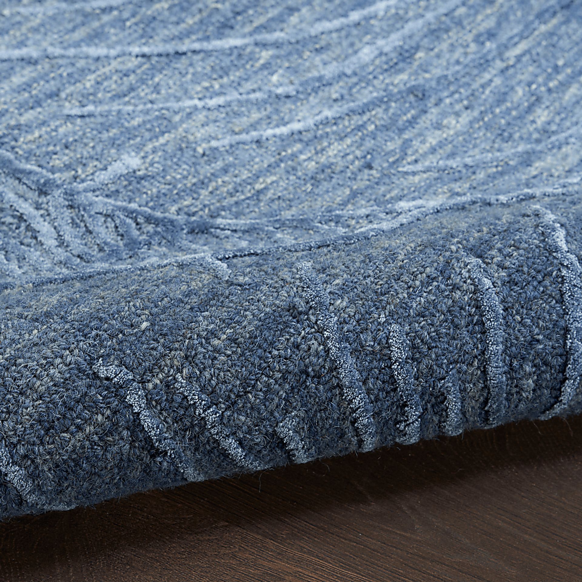 OCEANIC BLUE 5'3 x 7'3 RUG - Image 3