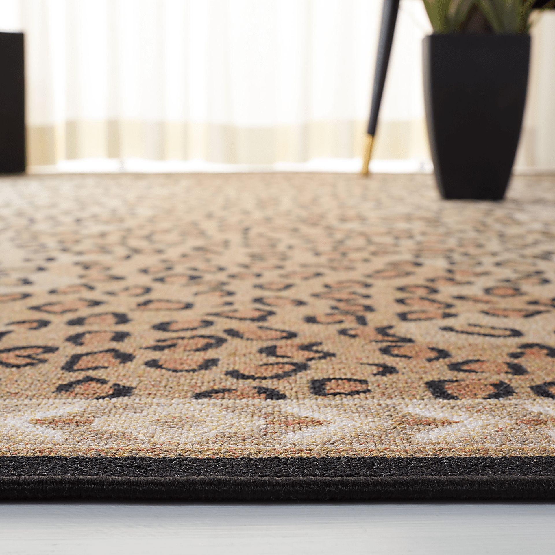 Oguvo Beige/Black 7'9 x 10' Rug - Image 4