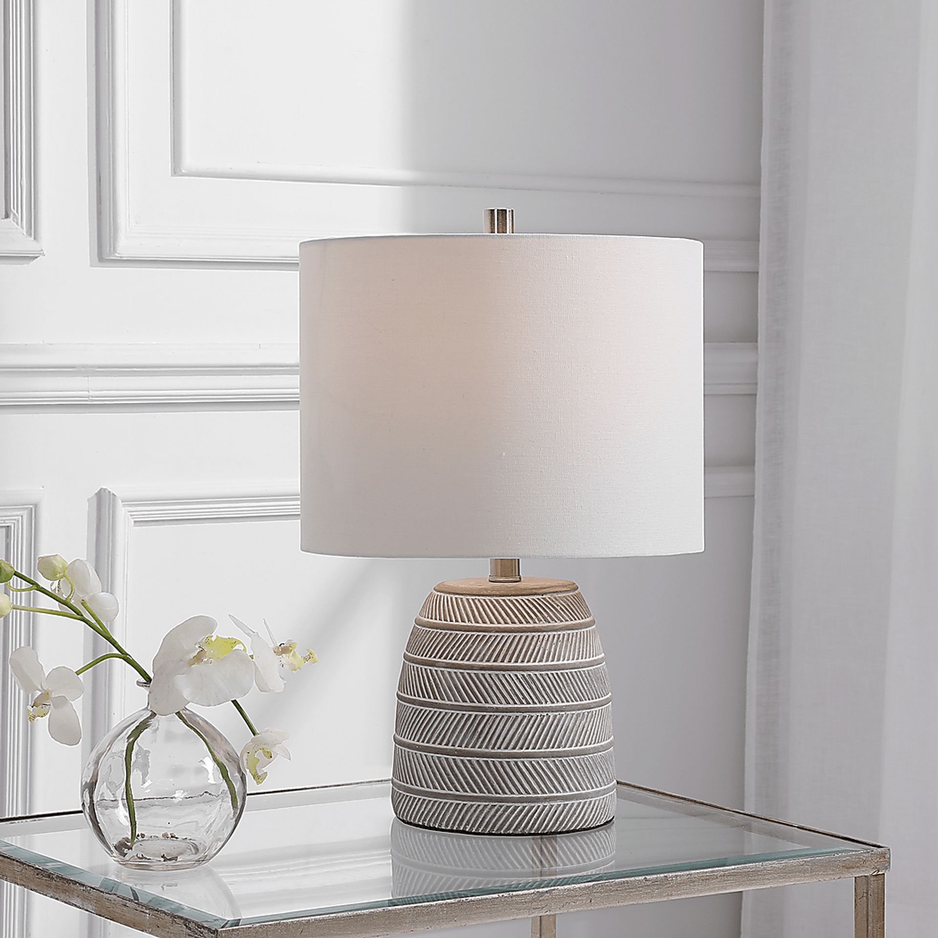 Olean Gate White Lamp - Image 6