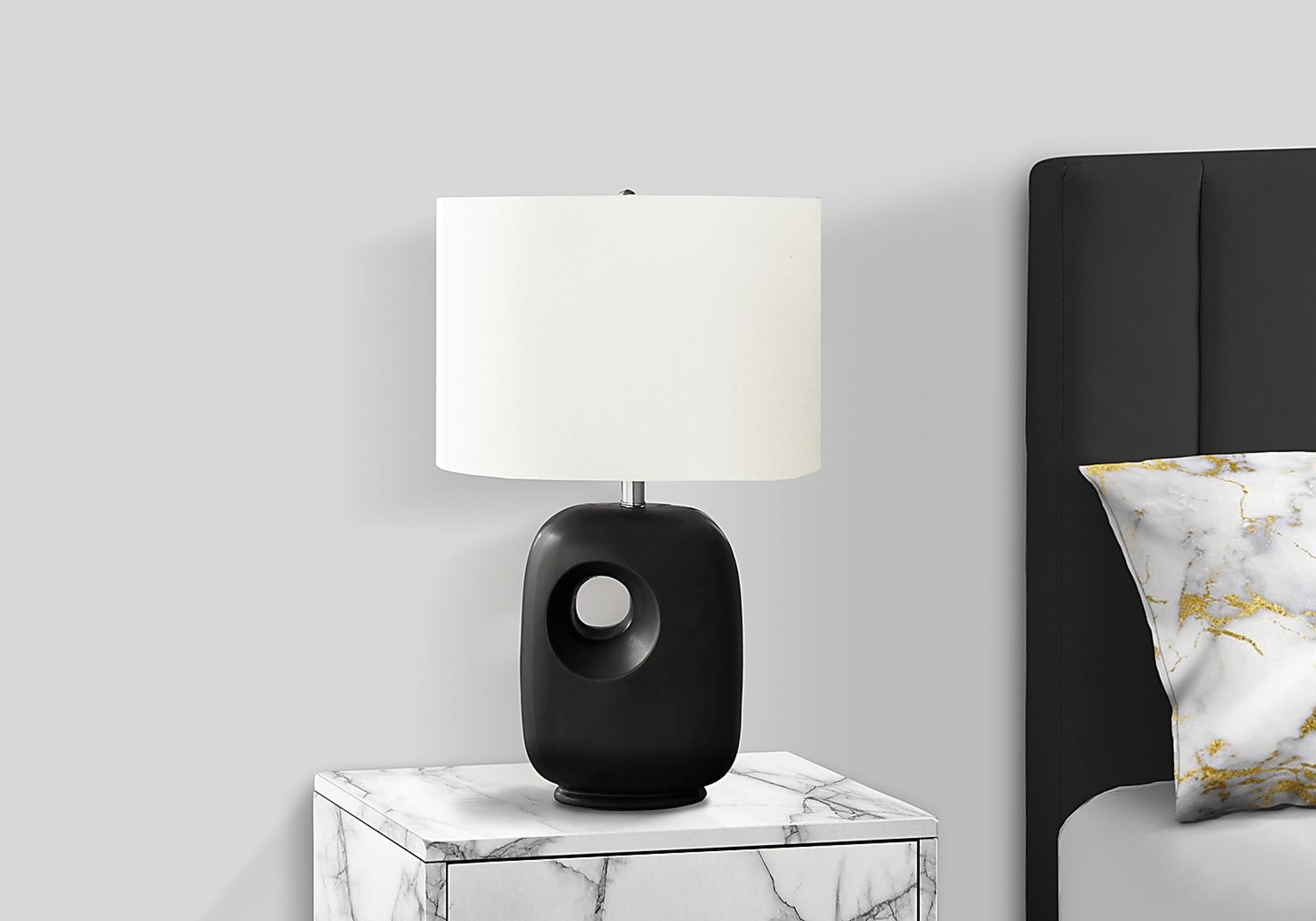 Omaha Reef Black Lamp - Image 3
