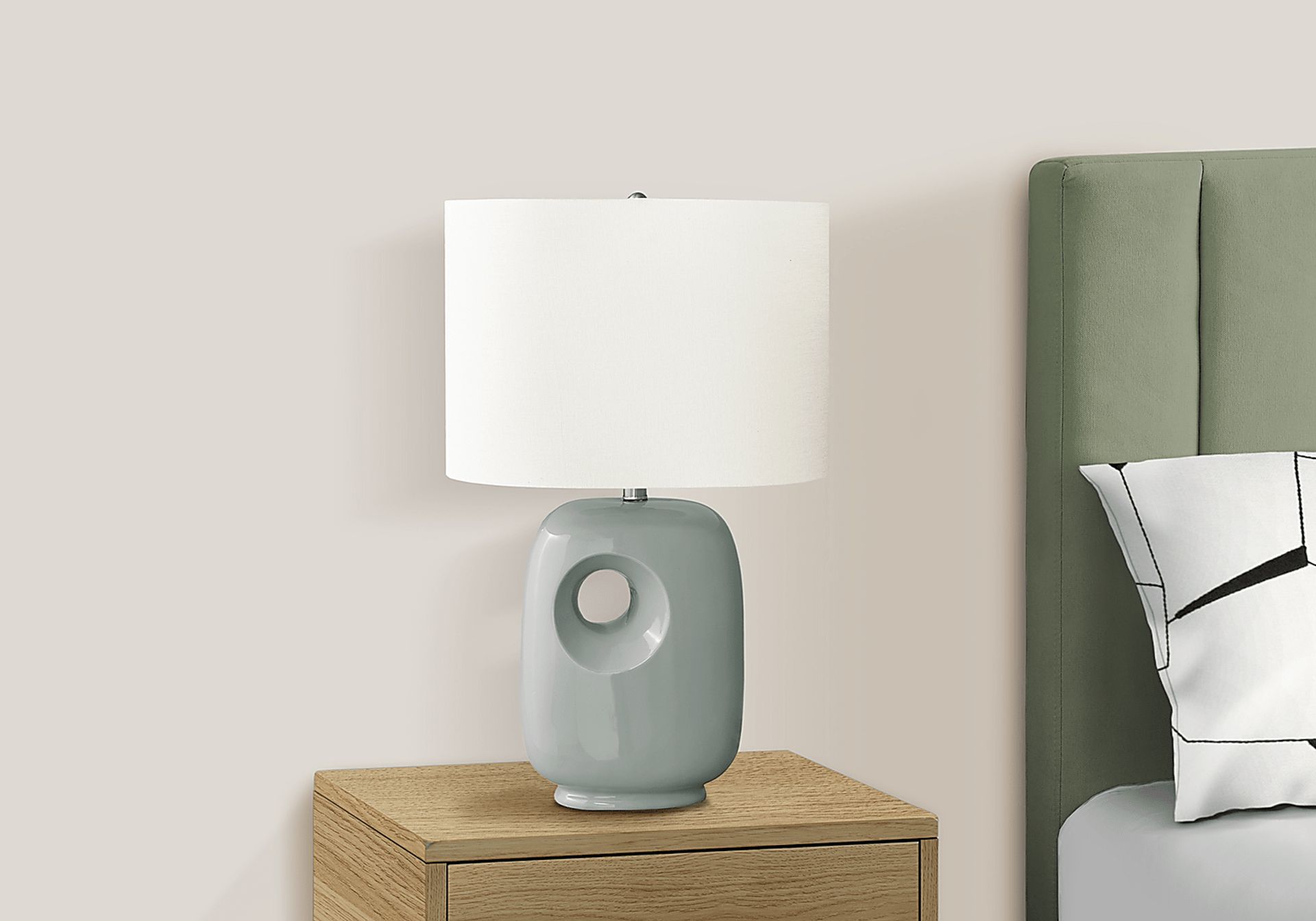 Omaha Reef Green Lamp - Image 3