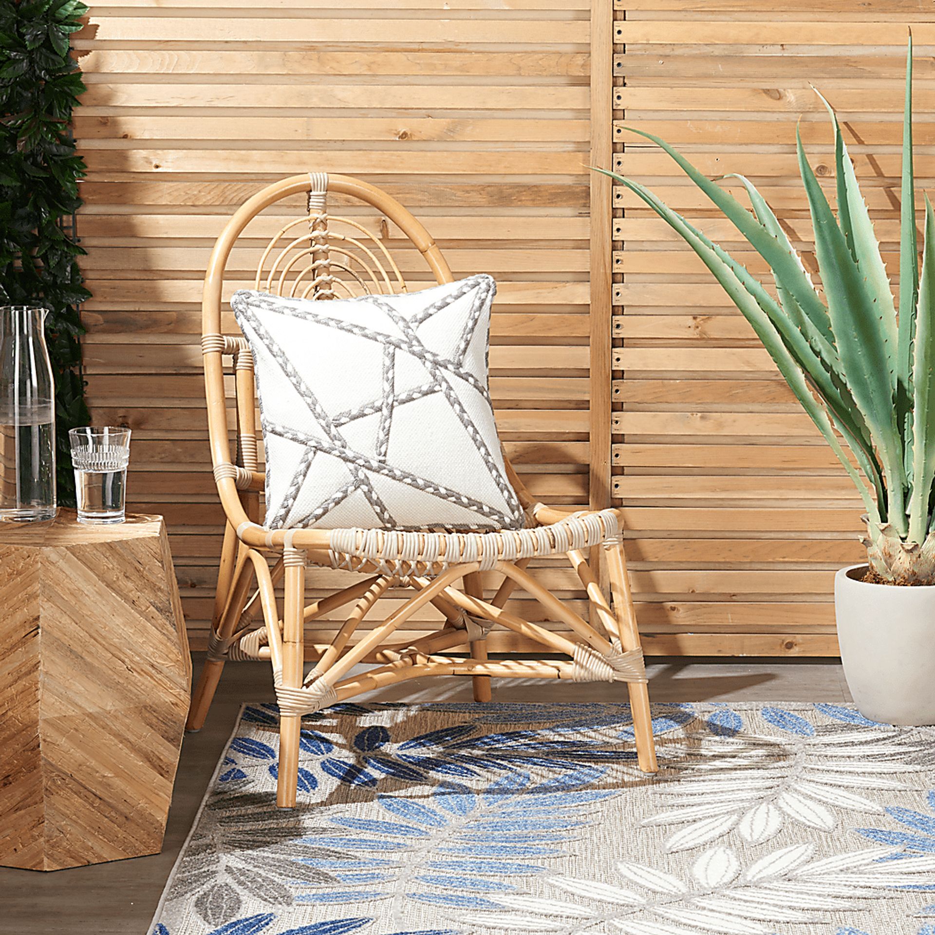 Onas Gray Indoor/Outdoor Accent Pillow - Image 3