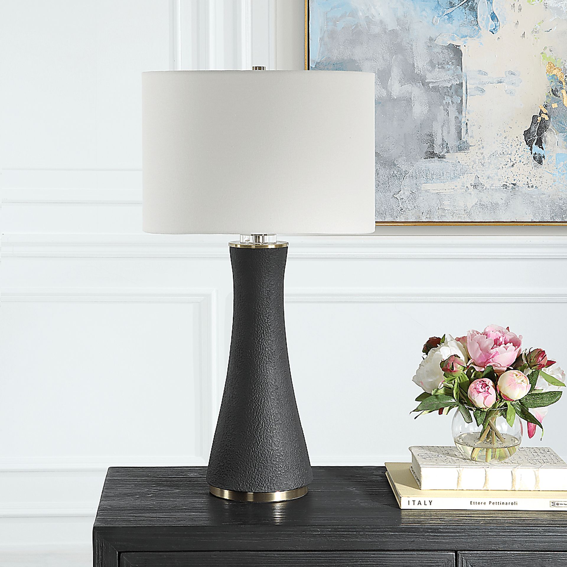 Orey Cay Black Lamp - Image 2