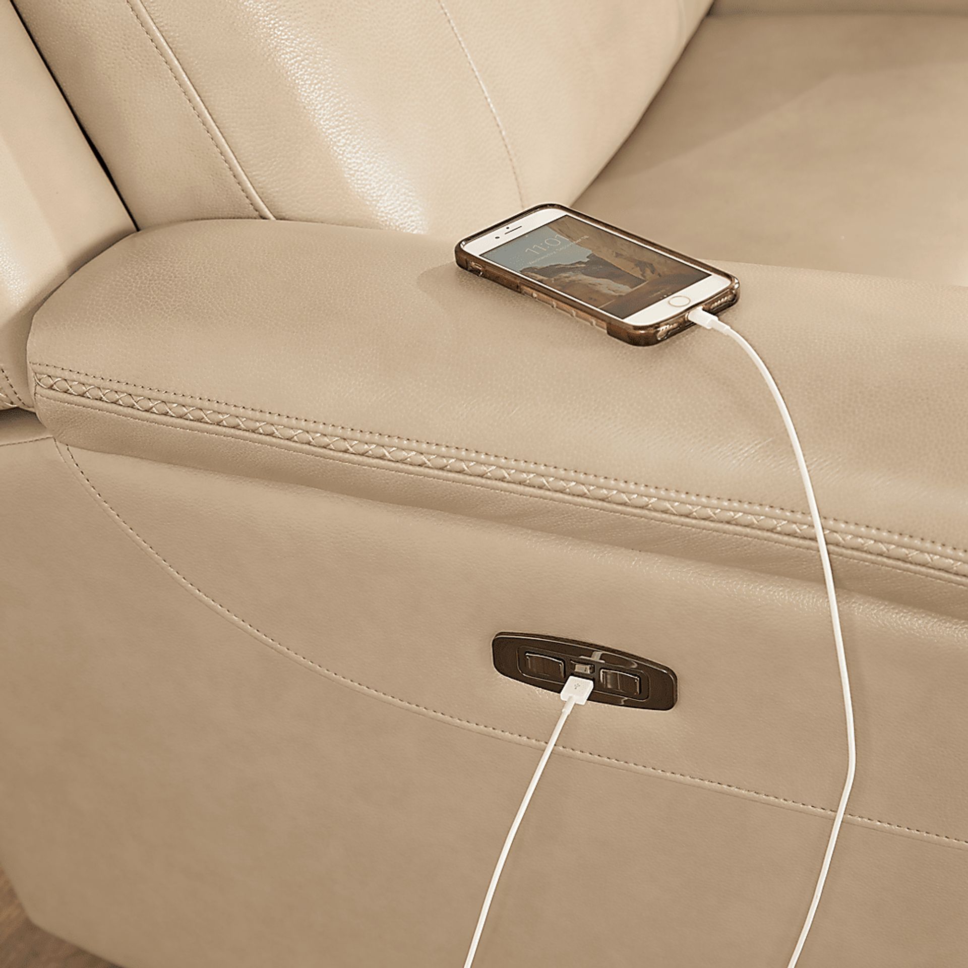 Orsini Beige Leather Dual Power Reclining Console Loveseat - Image 4