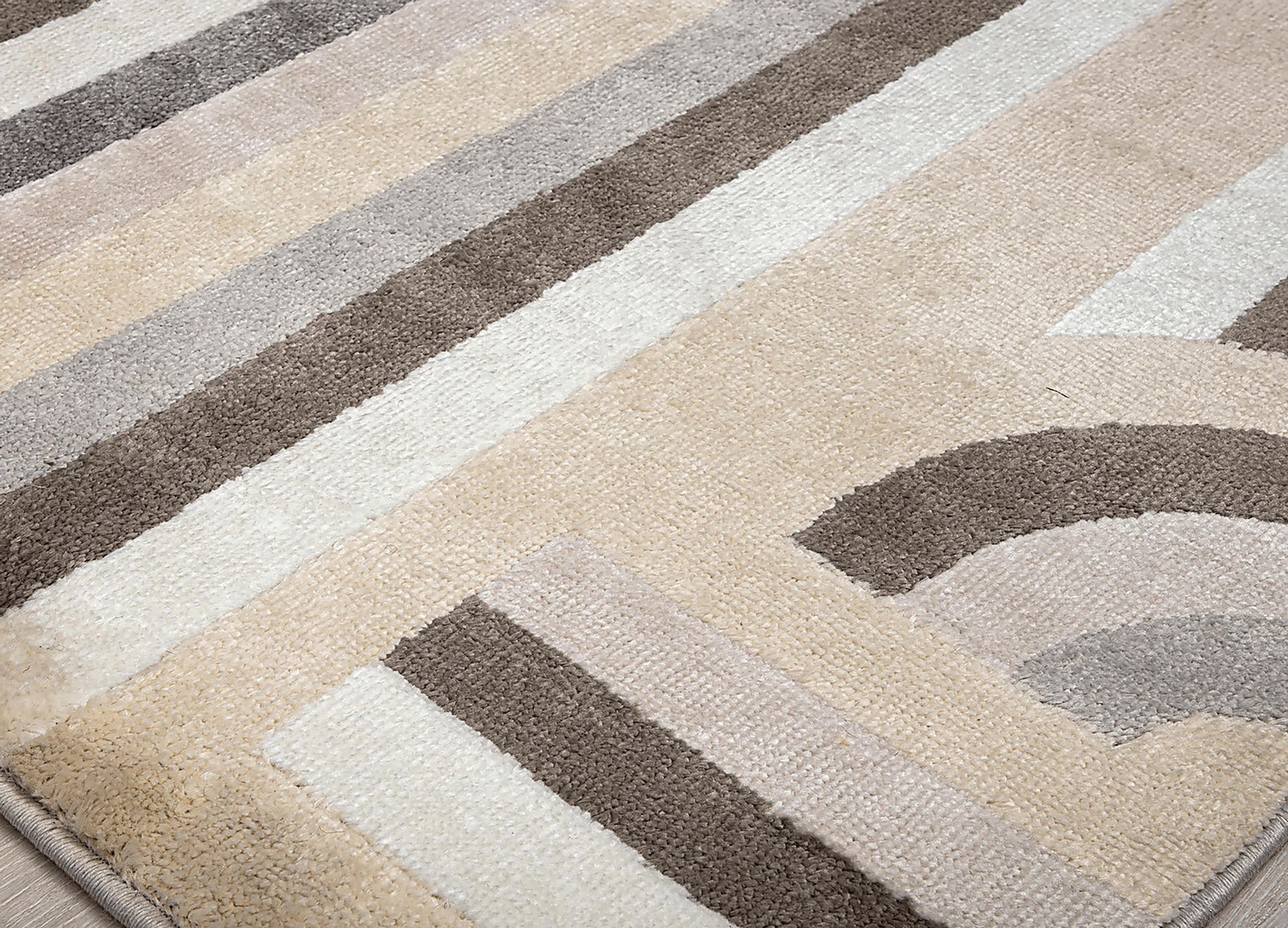 Osinore Cream/Beige 8' x 10' Rug - Image 5