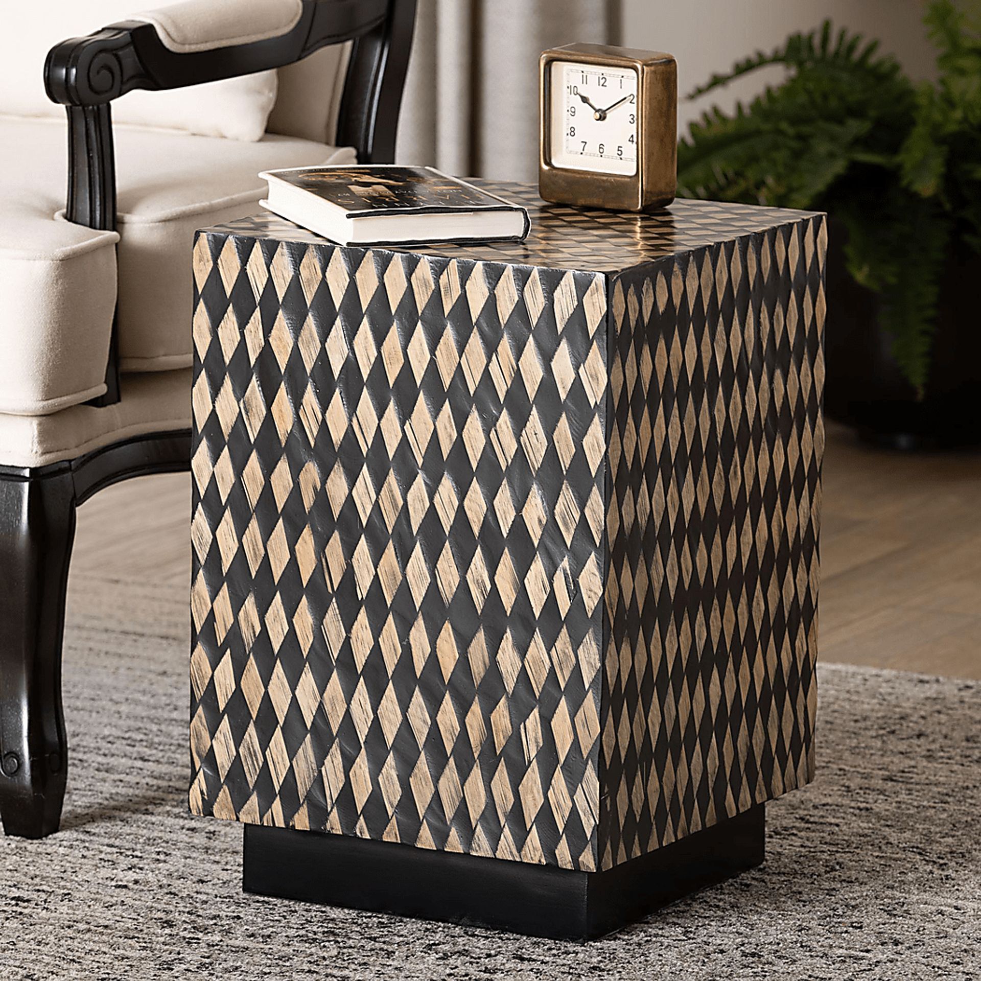 Otaho Black Square End Table - Image 2
