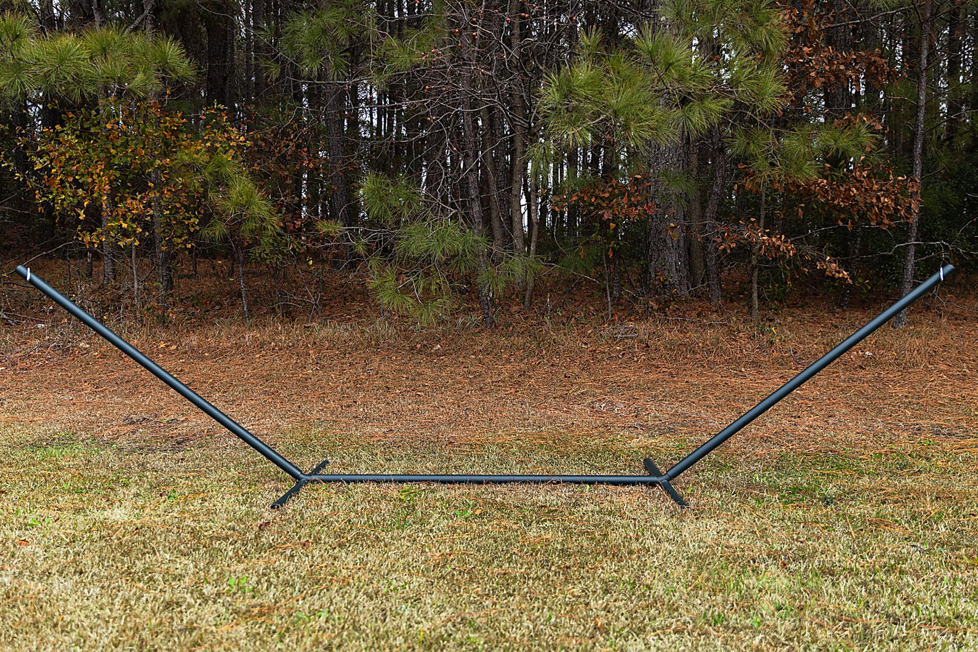 Outdoor Aegaeon Green Metal Hammock Stand - Image 2