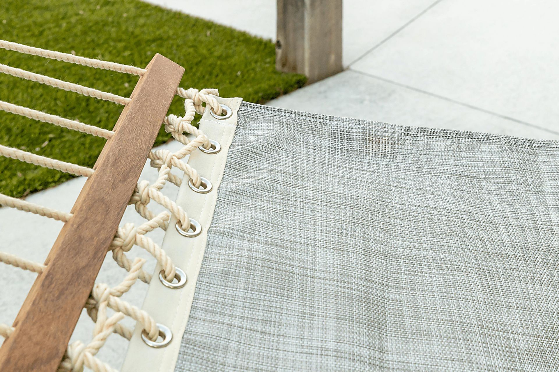 Outdoor Dansui Gray Hammock - Image 8