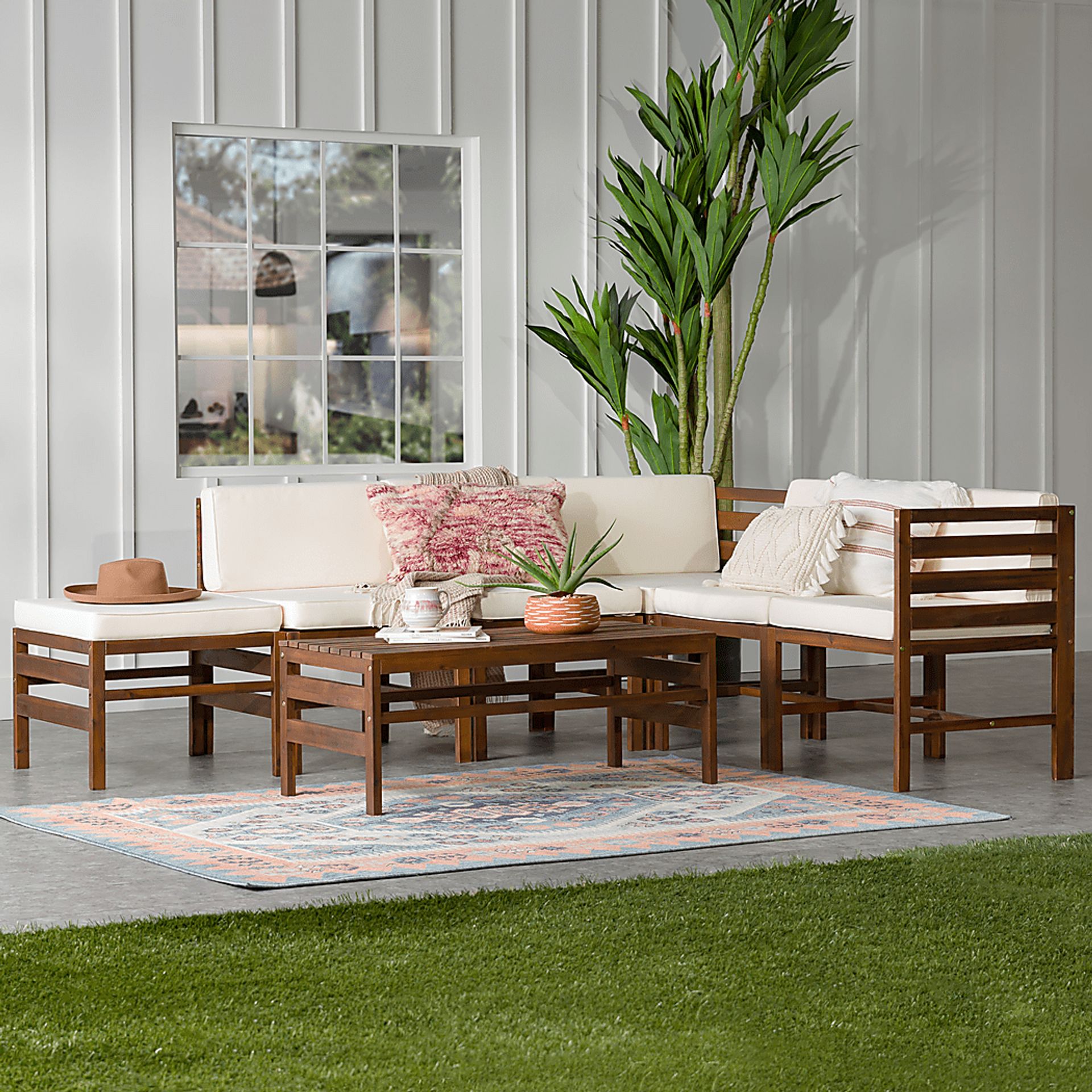 Outdoor Evernon II Cream 7 Piece Sectional Set - Image 3