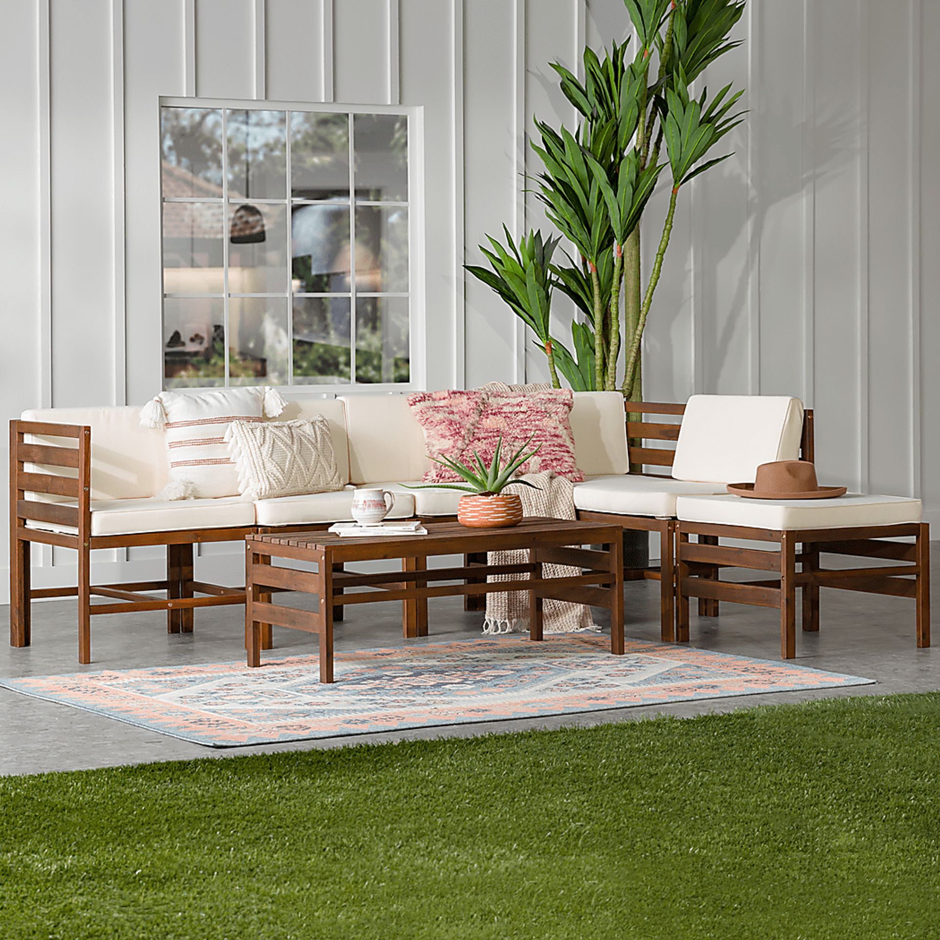 Outdoor Evernon II Cream 7 Piece Sectional Set - Image 5