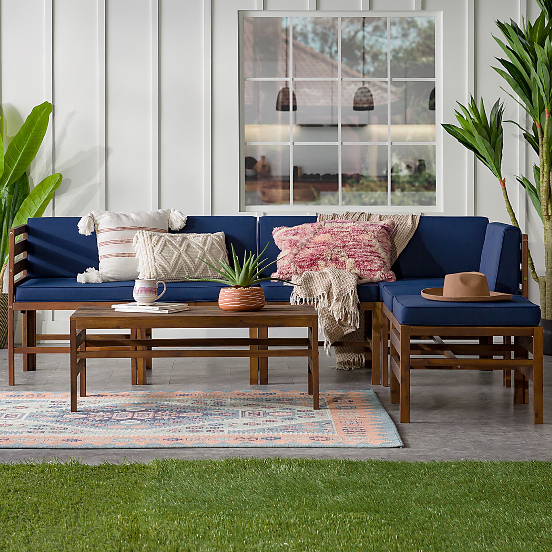 Outdoor Evernon II Navy 7 Piece Sectional Set - Image 4